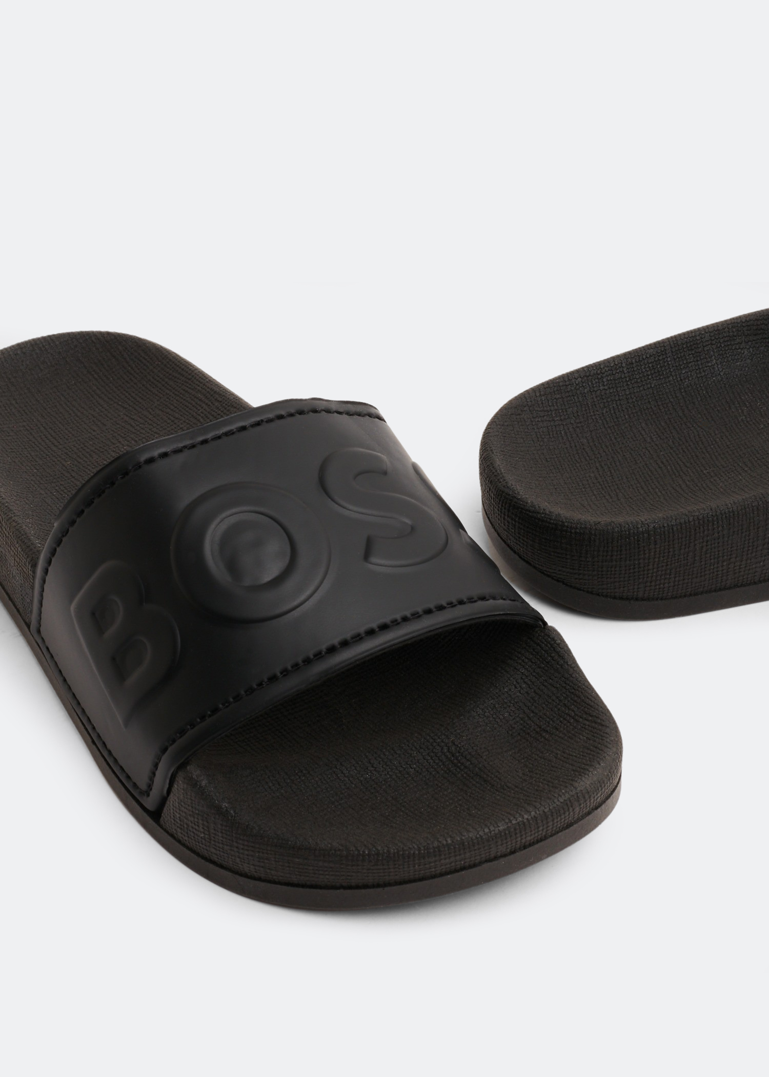 

Logo slides, Black