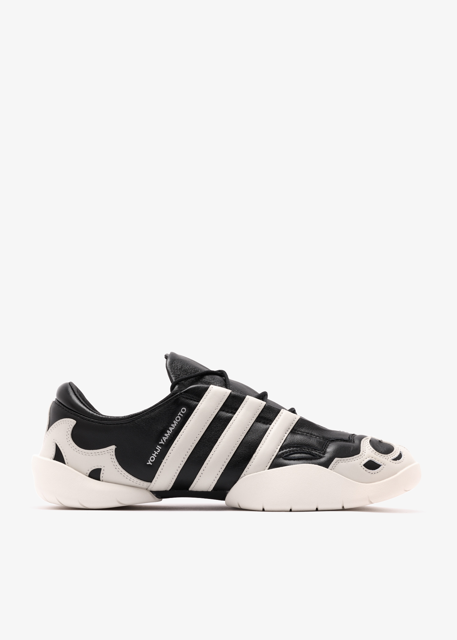 

Y-3 Regu 2002 sneakers, Black