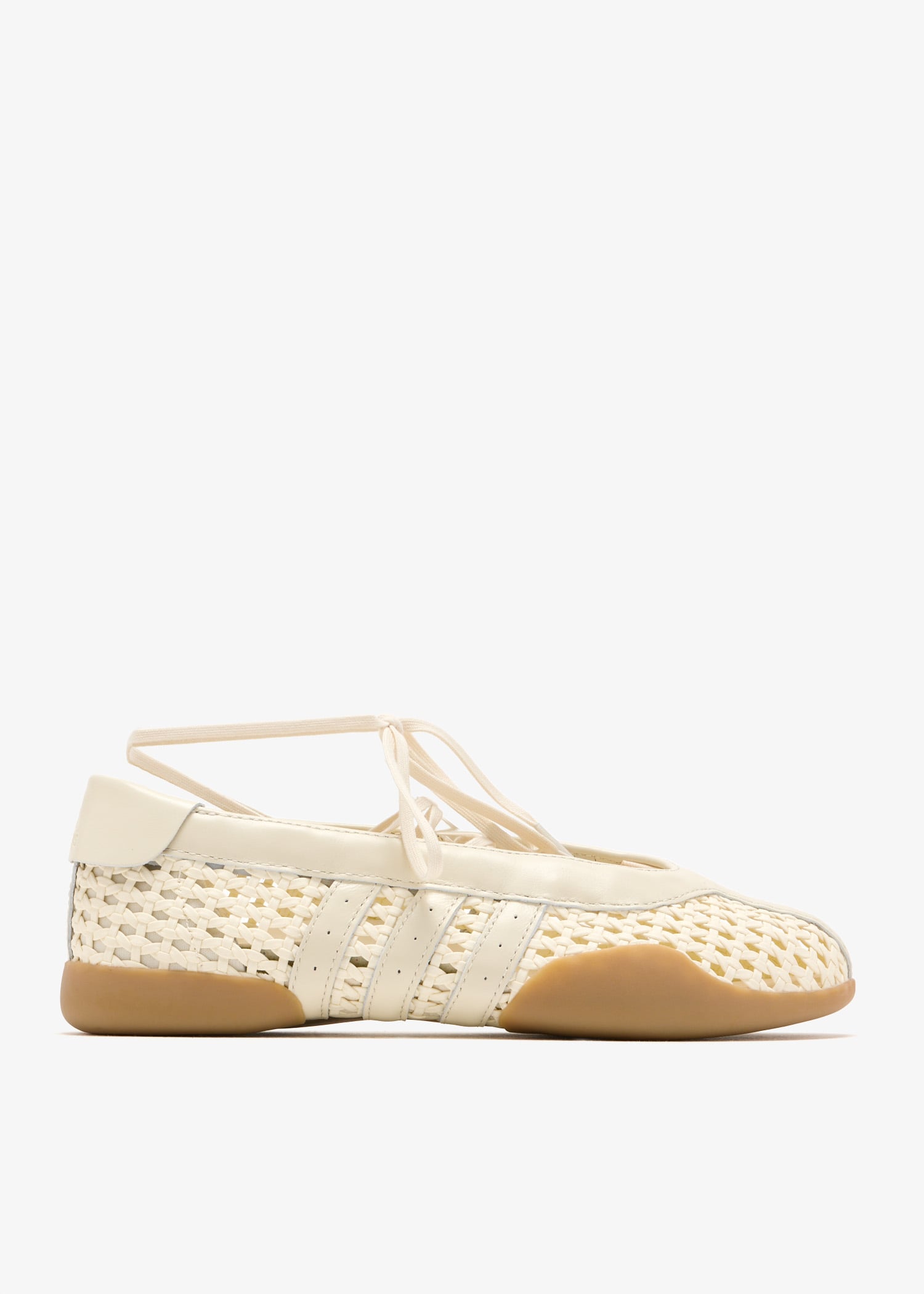 

Taekwondo Mei shoes, Cream