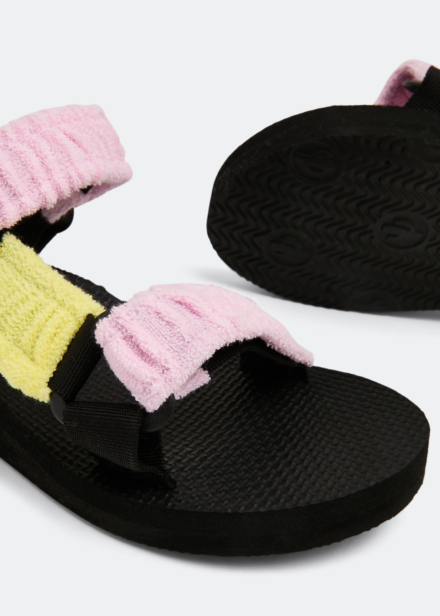 

Trekky sandals, Yellow