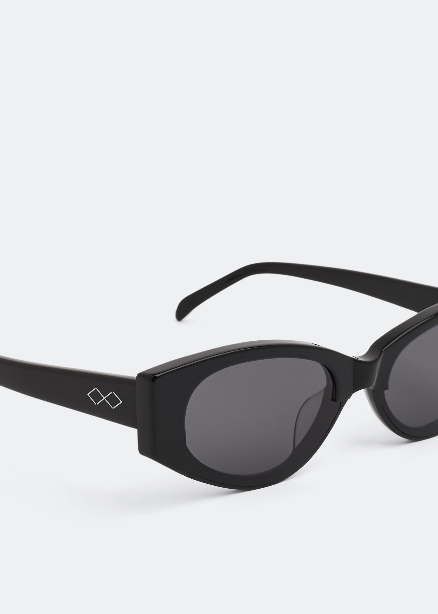 

Dixy sunglasses, Black