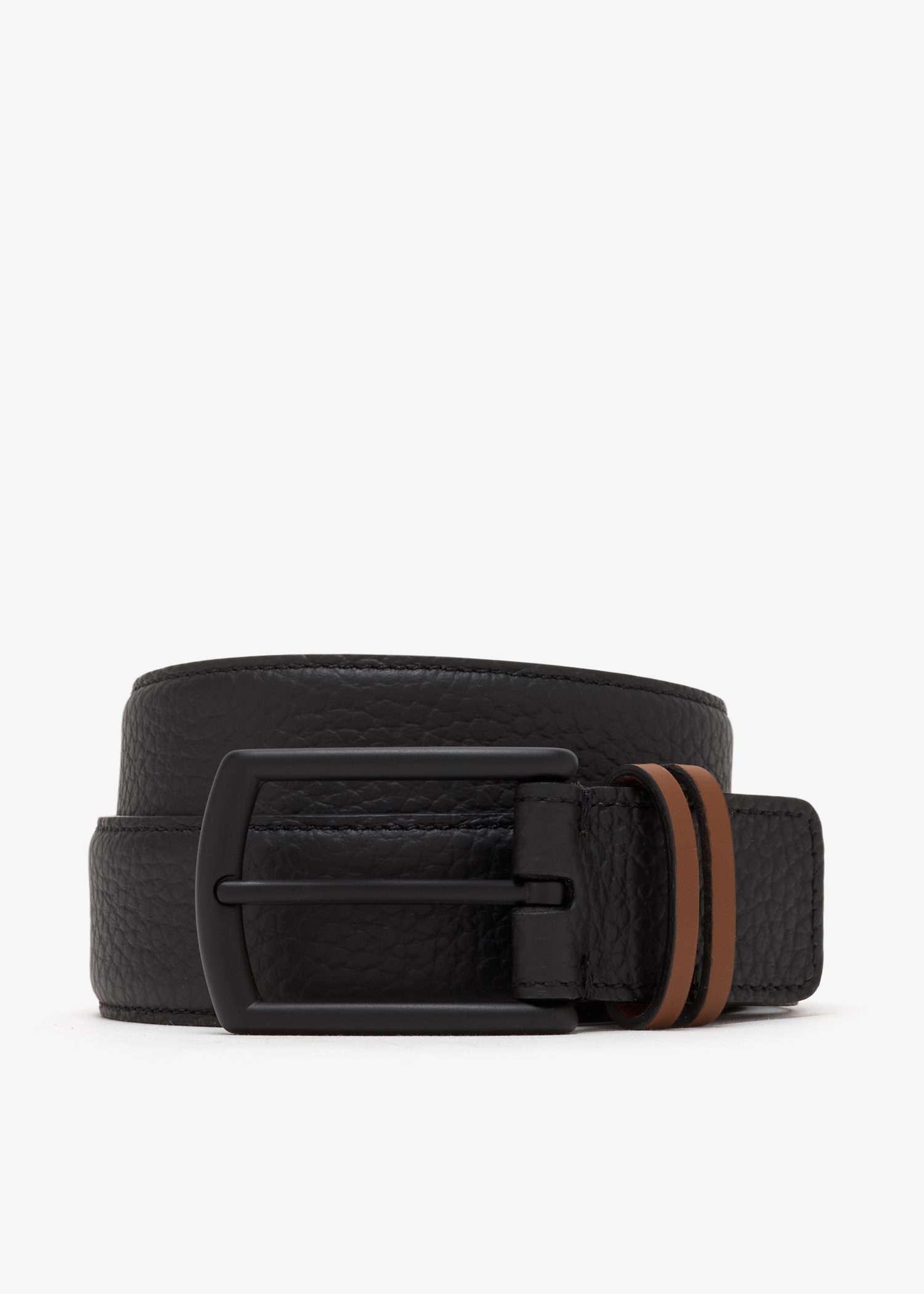 

Triple Stitch™ buckle belt, Black