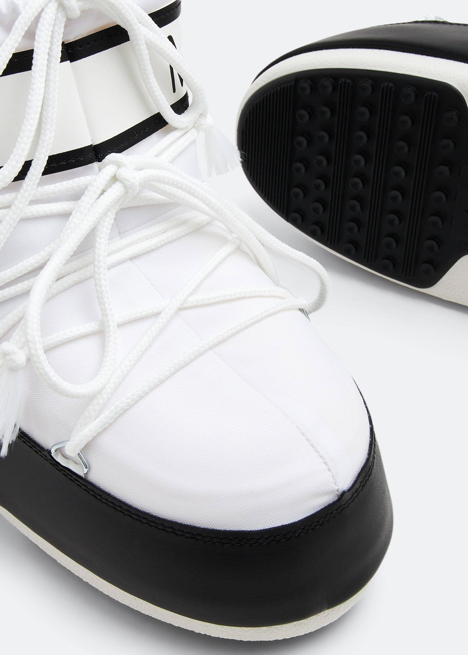 

Icon Low boots, White
