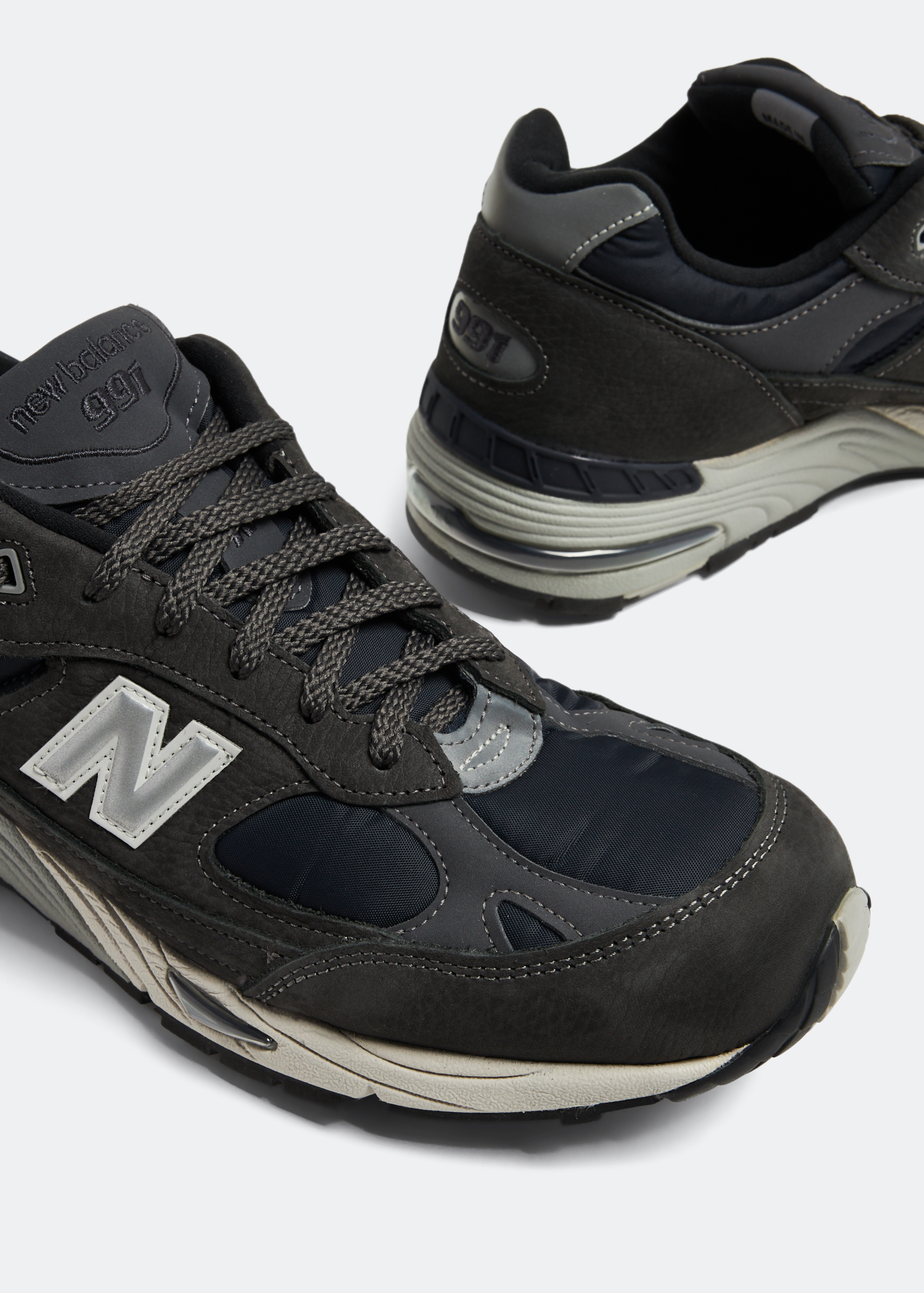 New Balance 991 Made in UK sneakers for Men Black in UAE Level Shoes