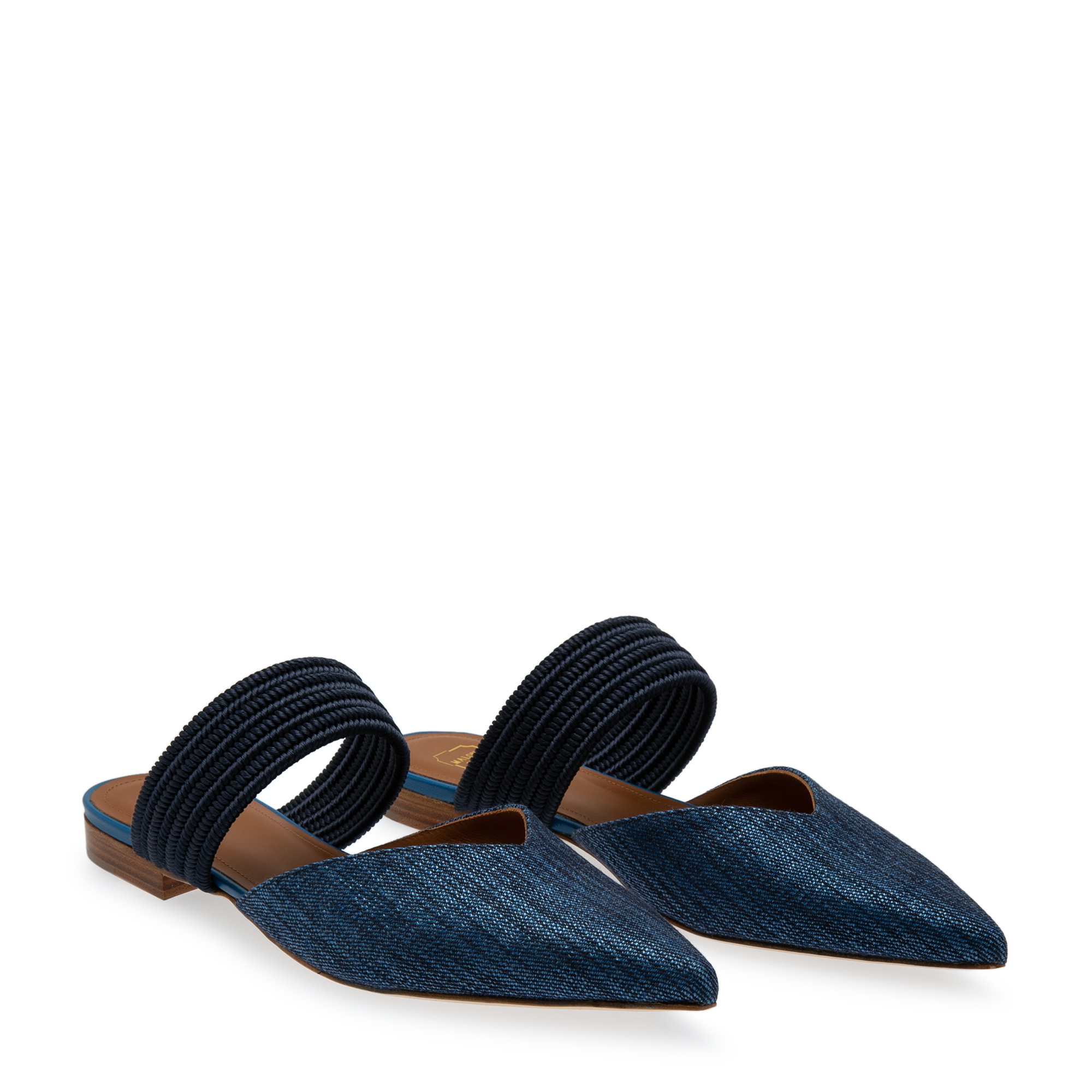 

Maisie Luwolt flats, Blue