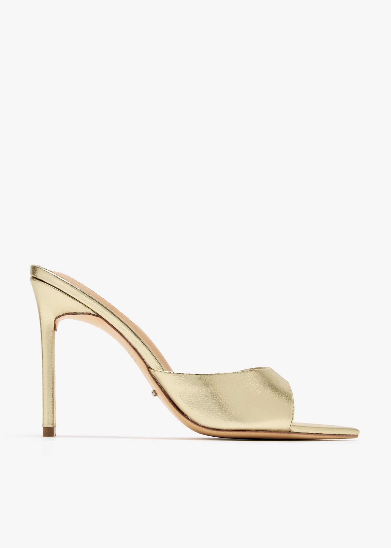 

Malibu mules, Gold