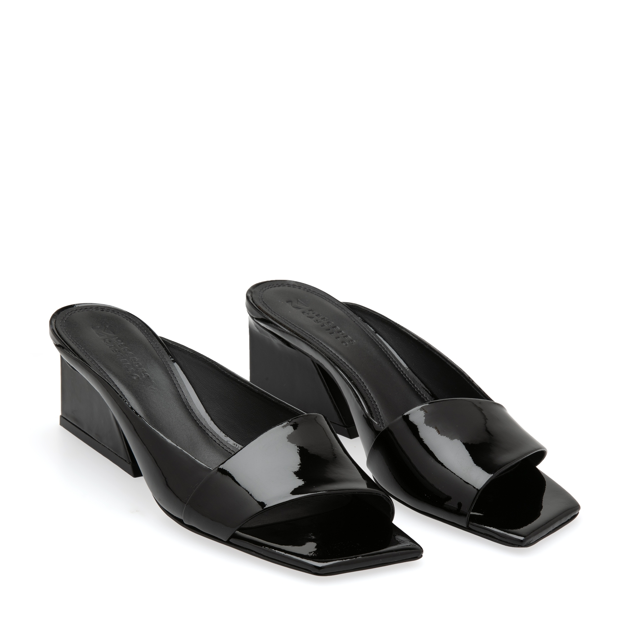 

Maisie mules, Black