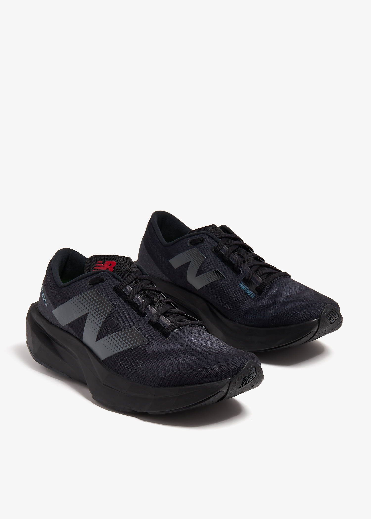 New Balance FuelCell Rebel v4 sneakers for Men - Blue in UAE
