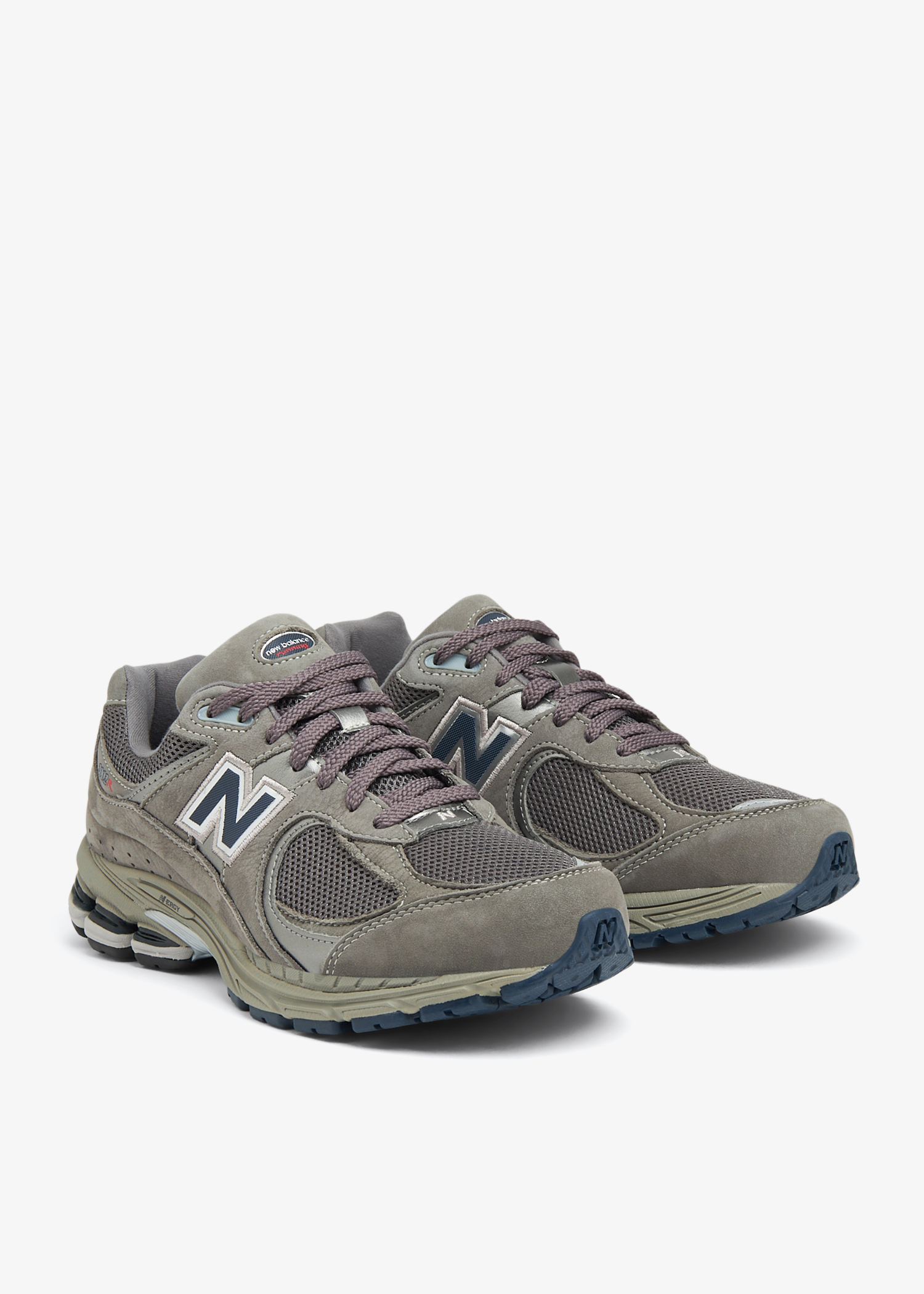 New Balance 2002R sneakers for Men - Grey in UAE | Level Shoes