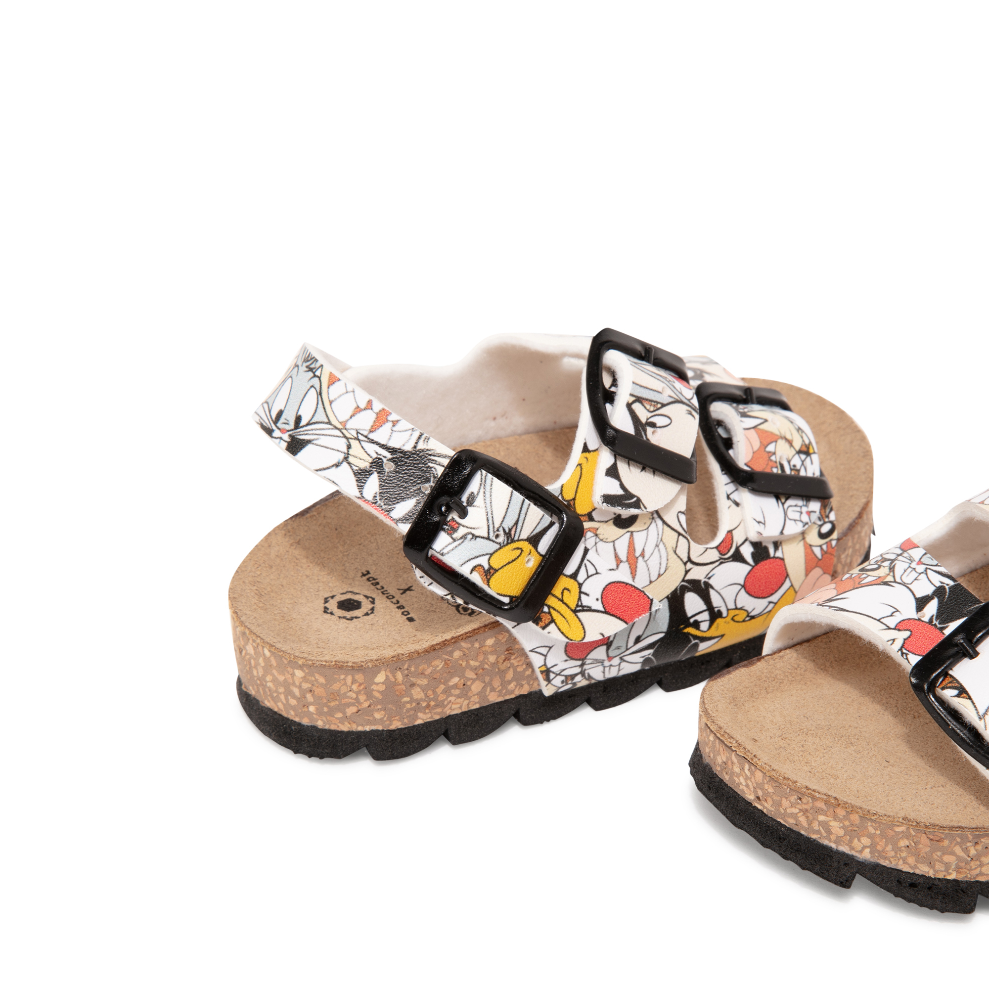 

x Looney Tunes sandals, Prints