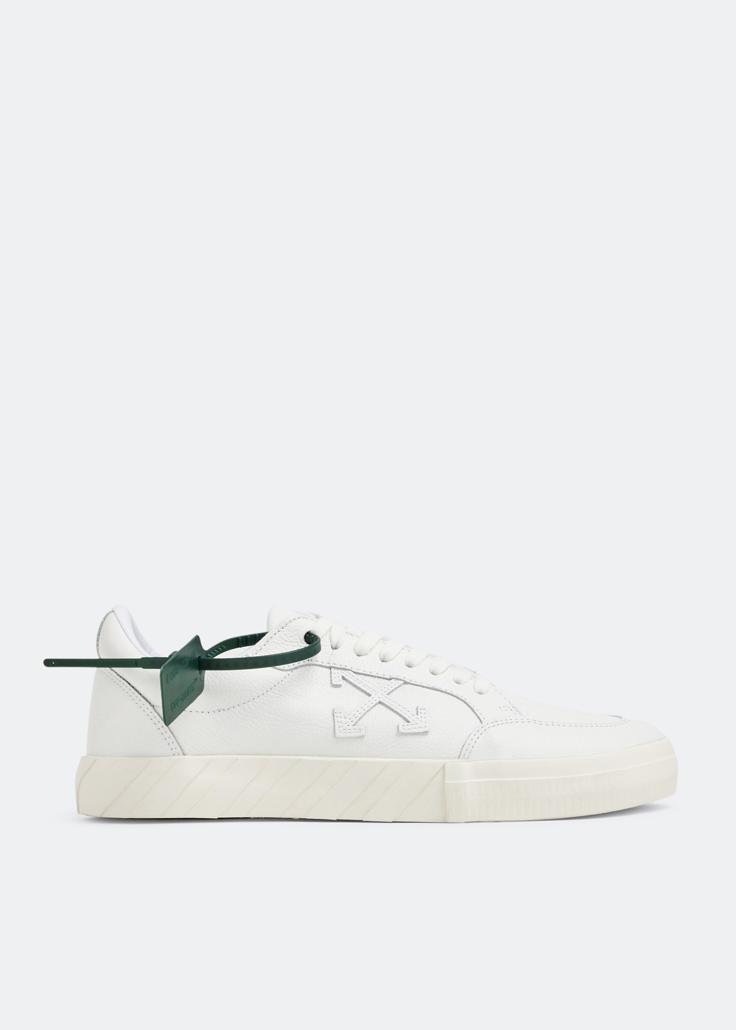 Off-White Low Vulcanized sneakers for Men - White in KSA