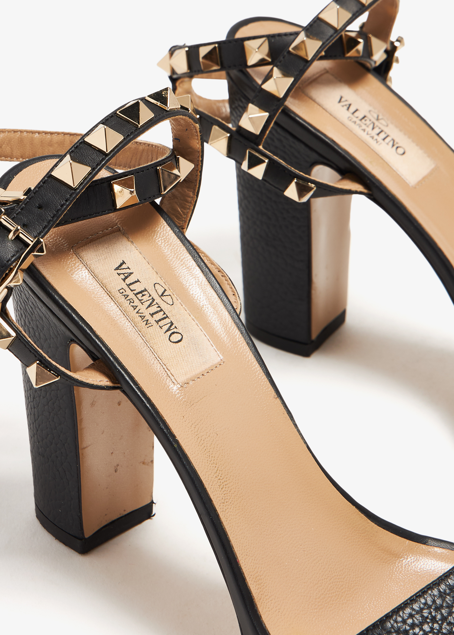 Valentino Garavani Pre-Loved Rockstud sandals for Women