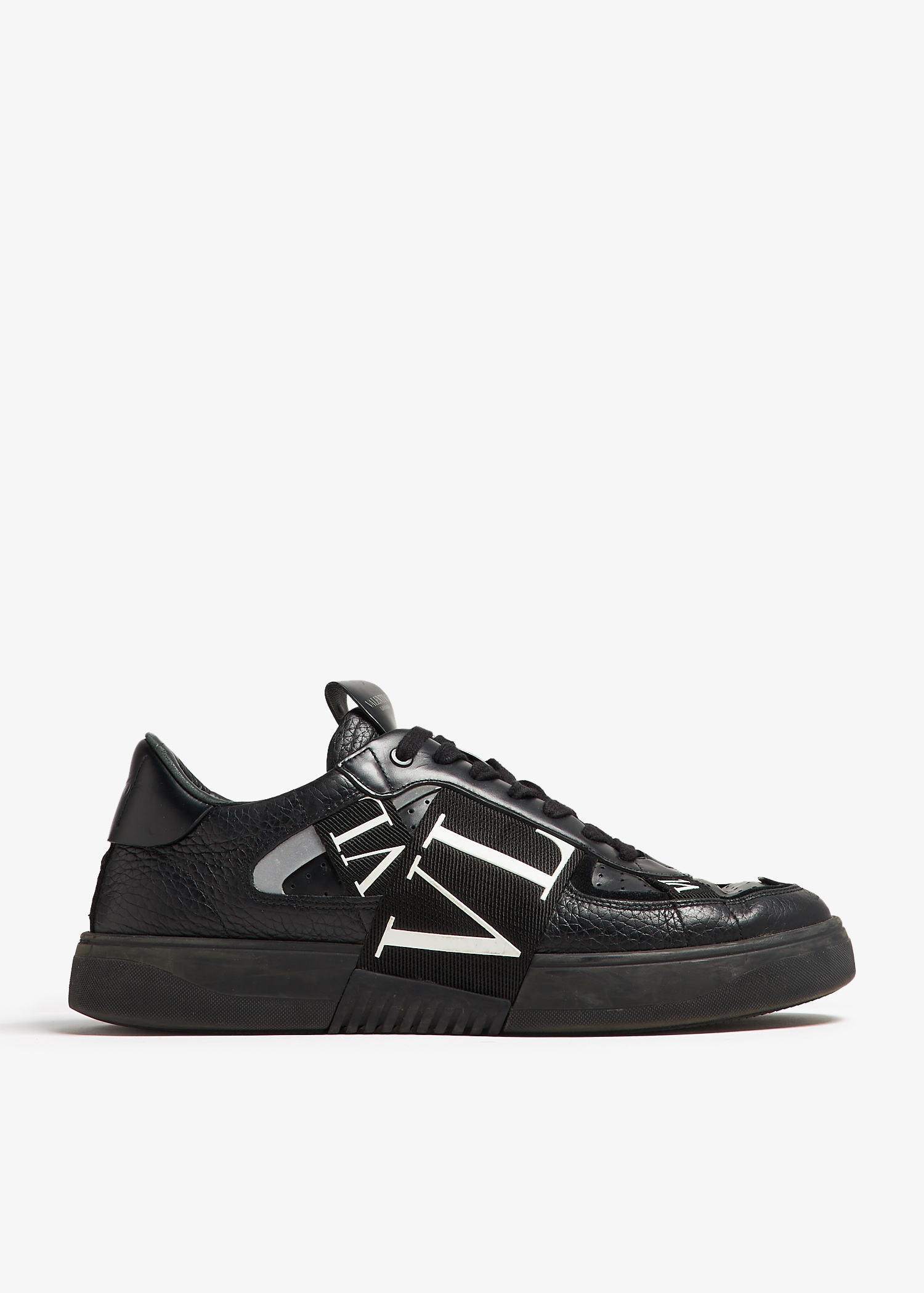 

VL7N sneakers, Black