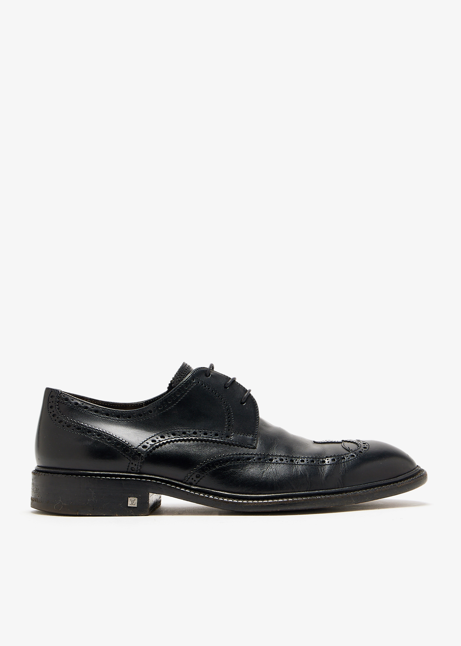 

Wingtip Oxford shoes, Black