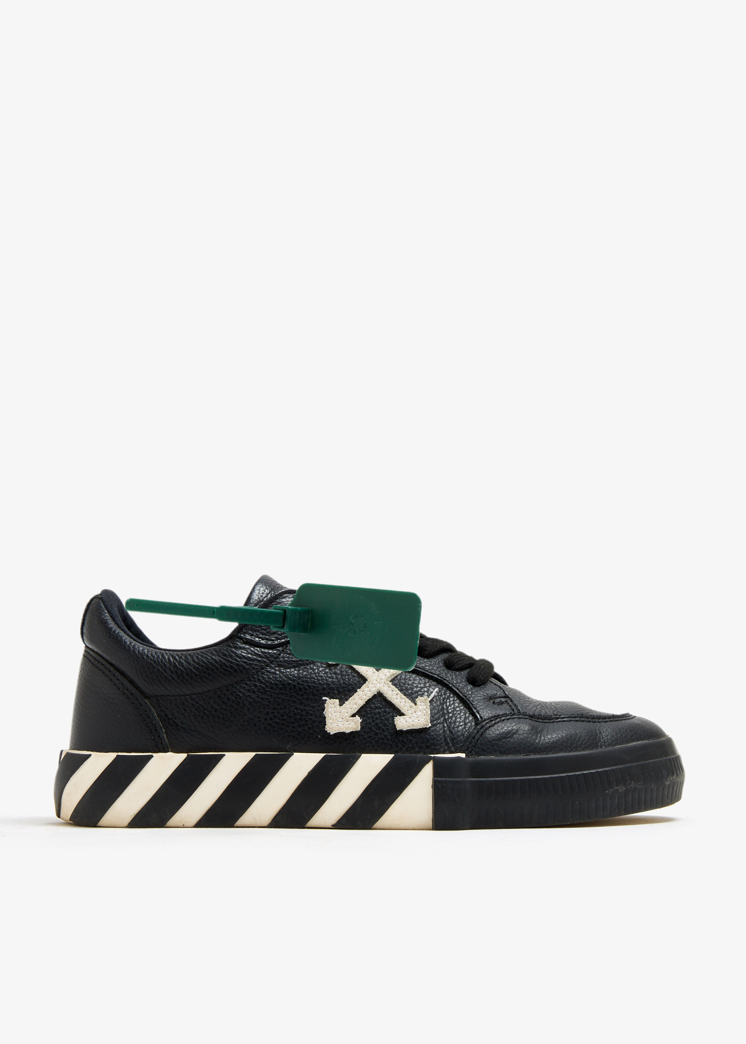 Off-White Pre-Loved Vulcanized low-top sneakers for Men