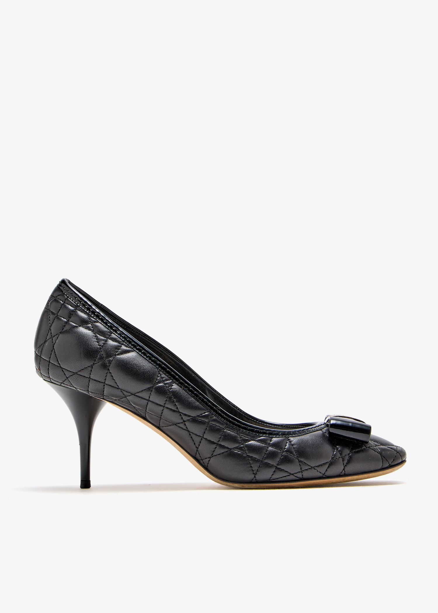 

Cannage pumps, Black