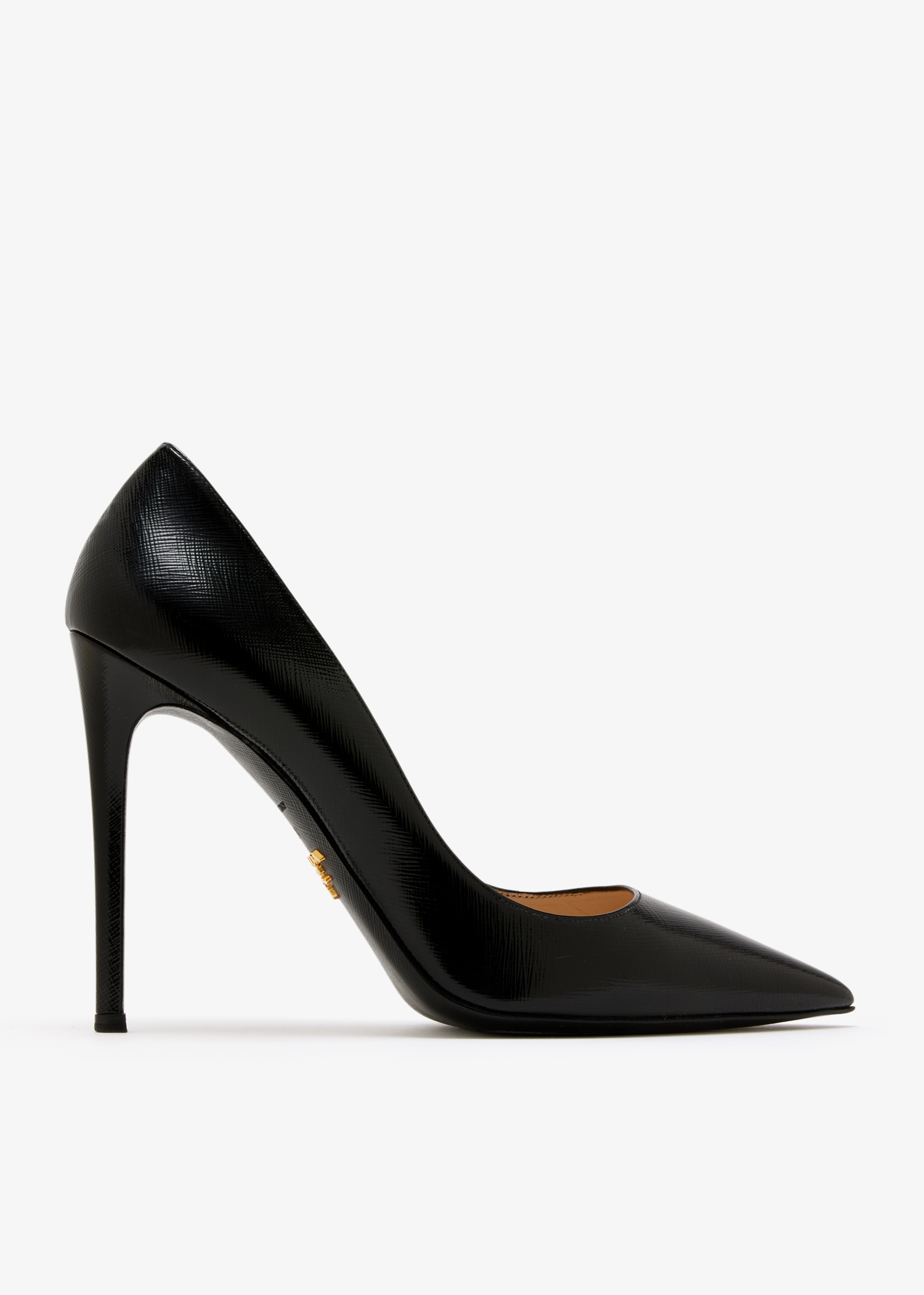 

Saffiano pointed-toe pumps, Black