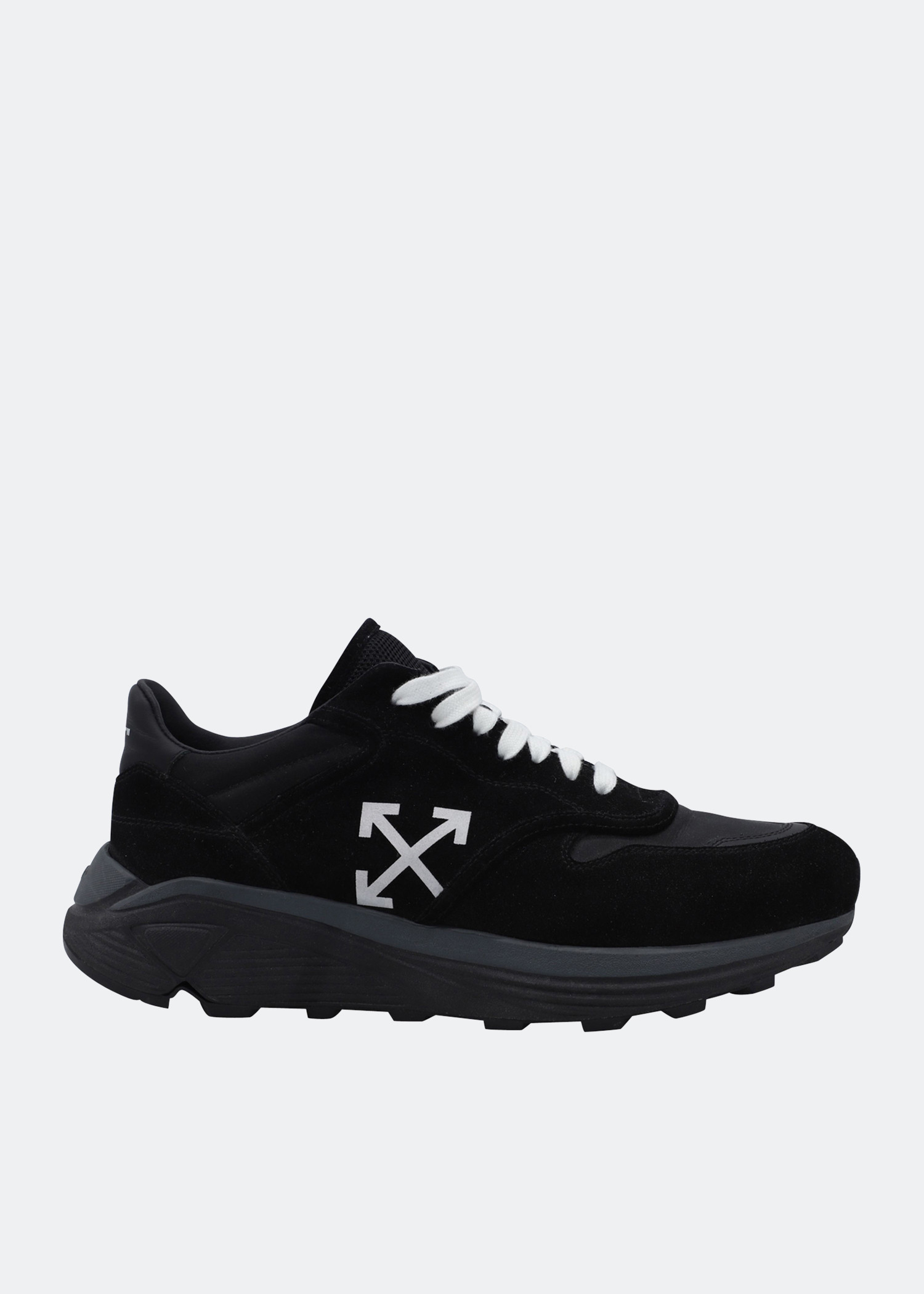

Jogger sneakers in black suede