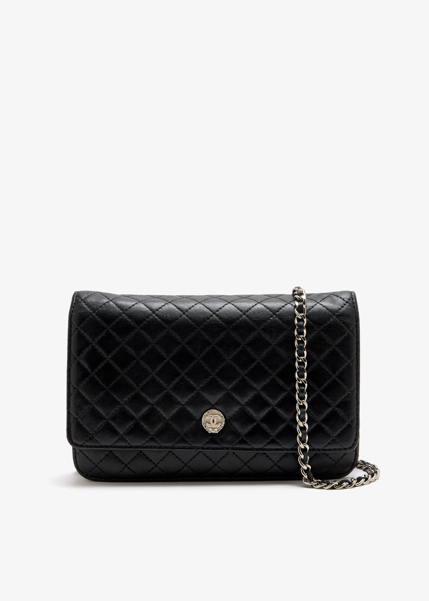 

CC quilted lambskin chain wallet, Black