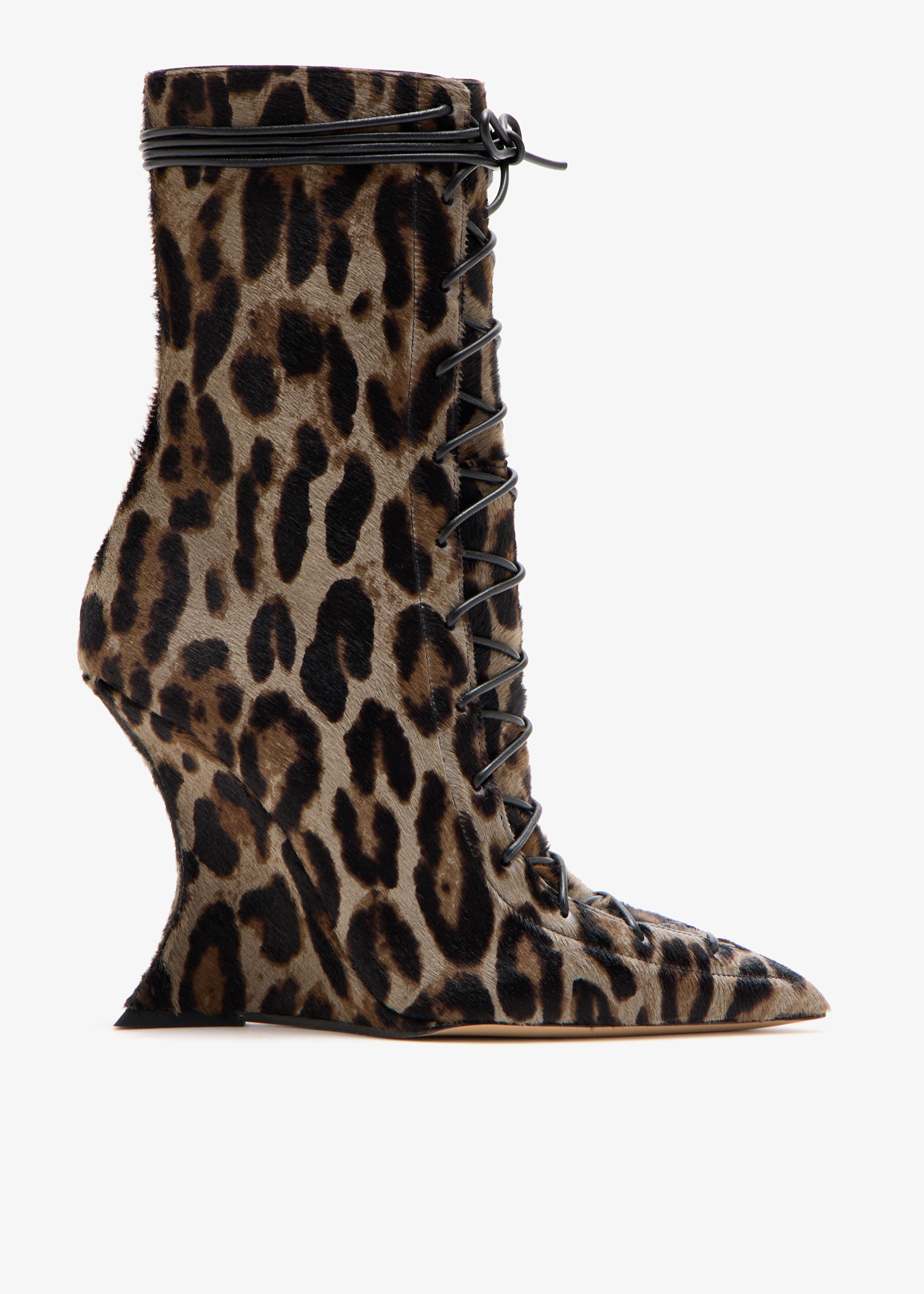 

Nina 105 lace-up ankle boots, Animal printed