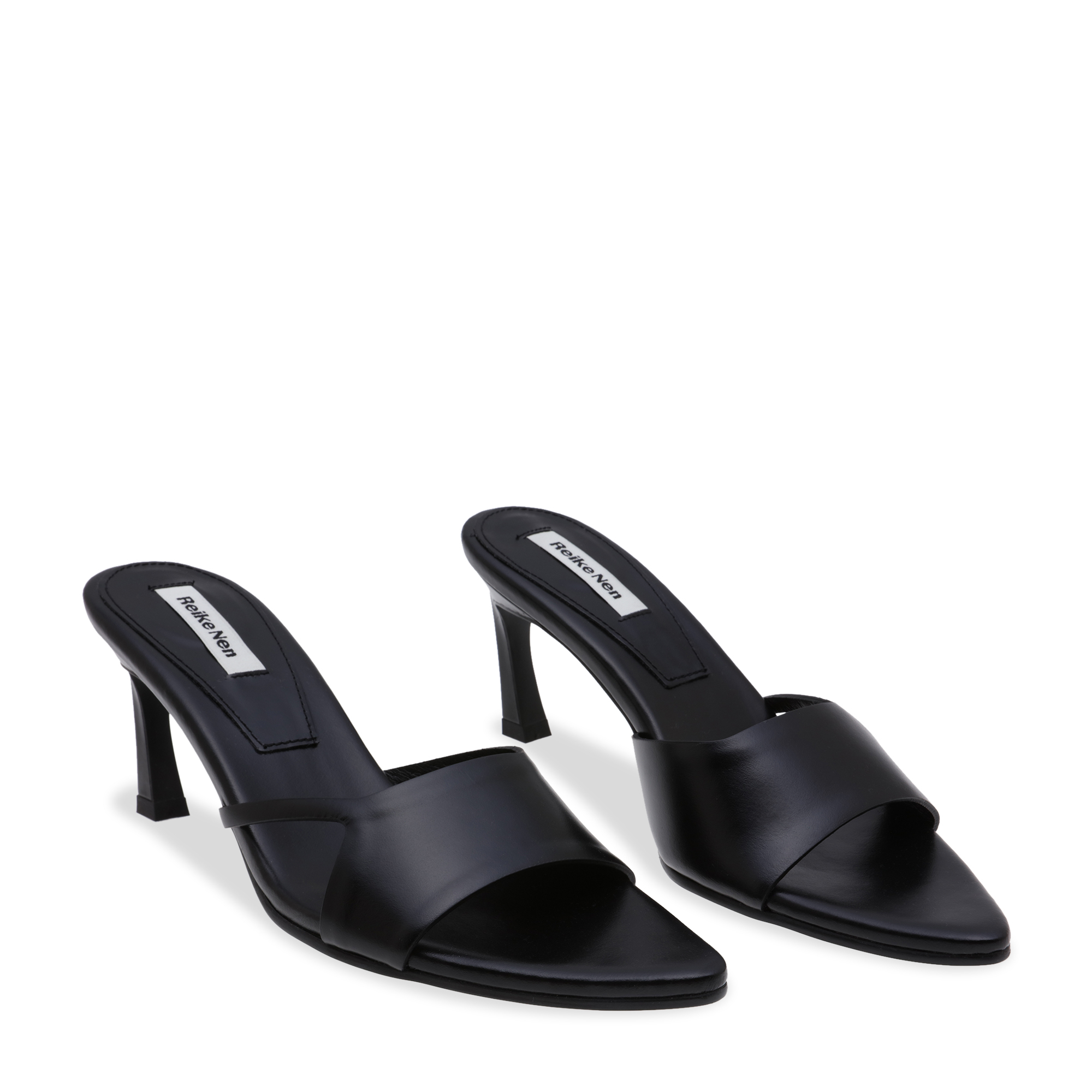 

Cut-out pointed sandals, Black