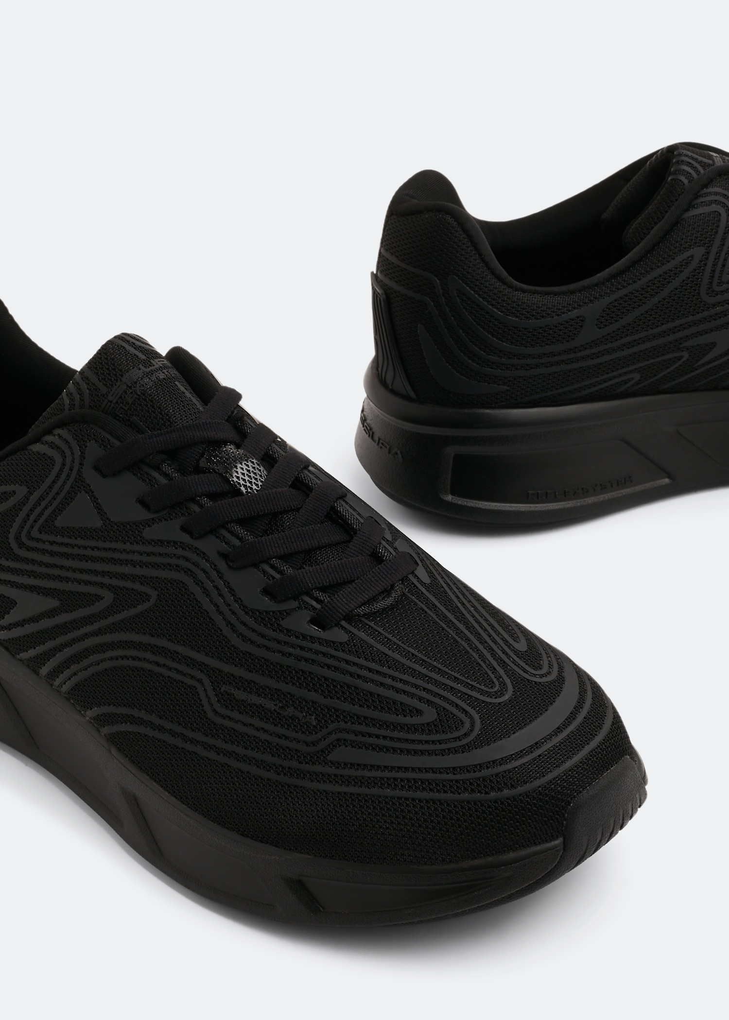 

Runflex 01 sneakers, Black