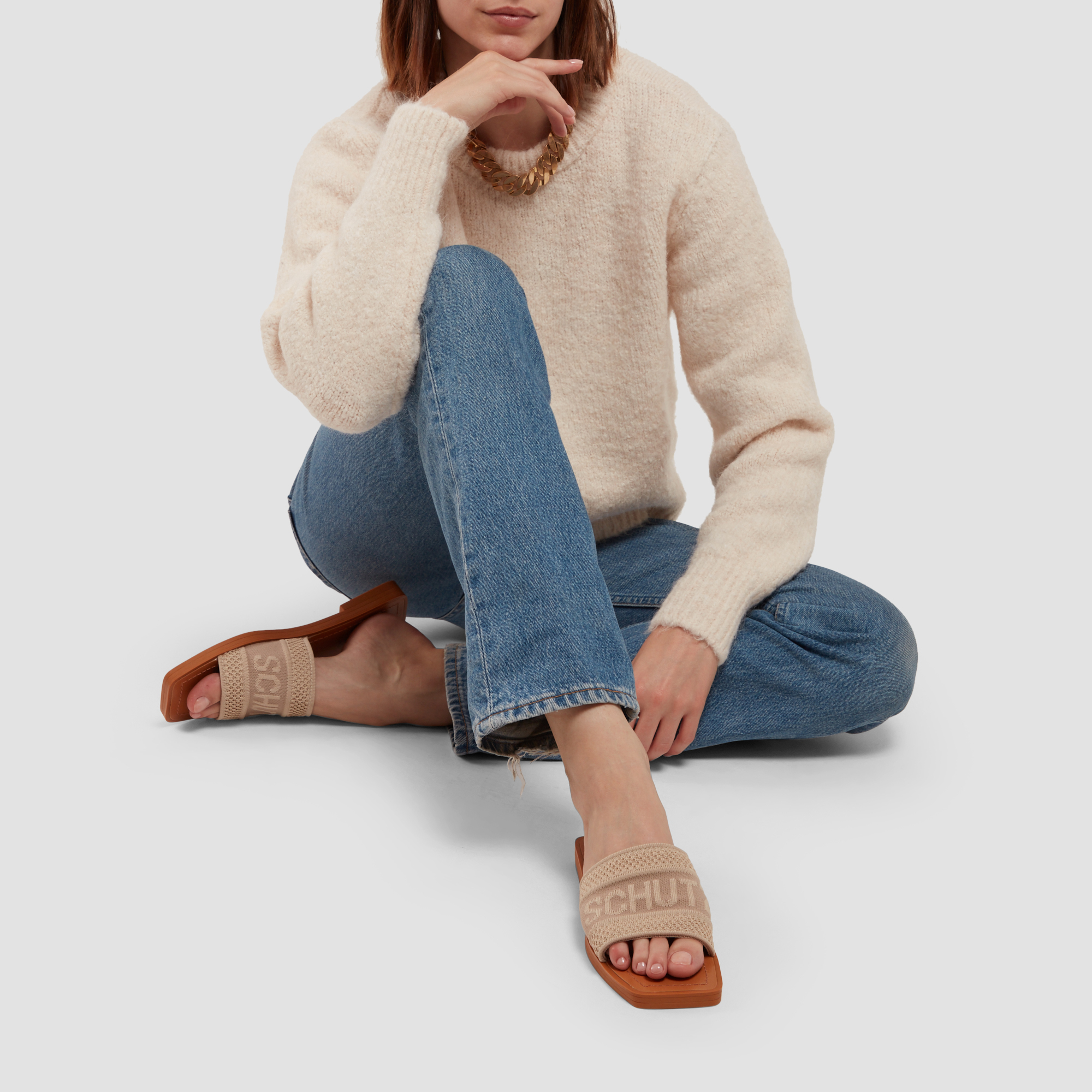 

Woven flat sandals, Beige