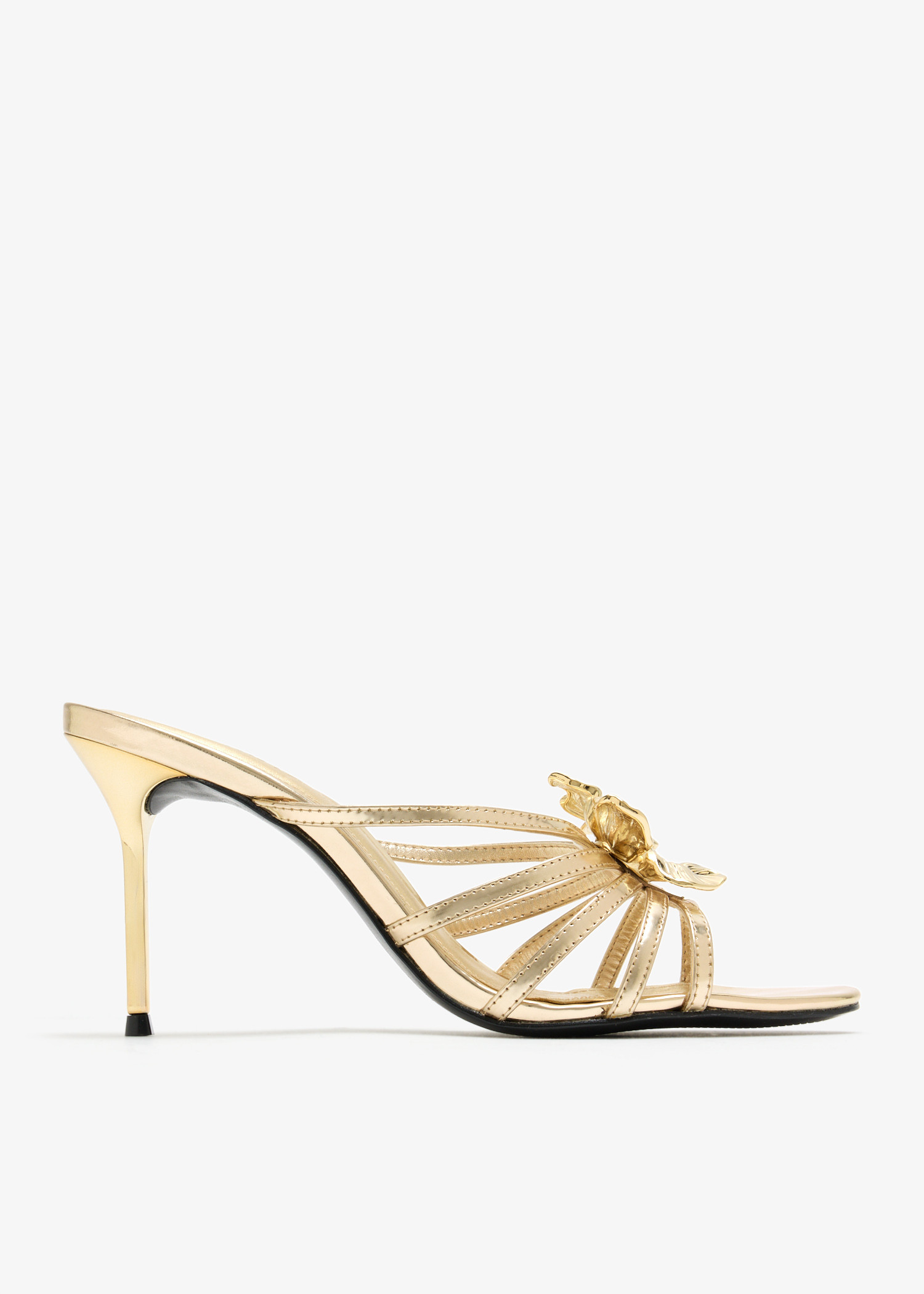 

Flora mules, Gold