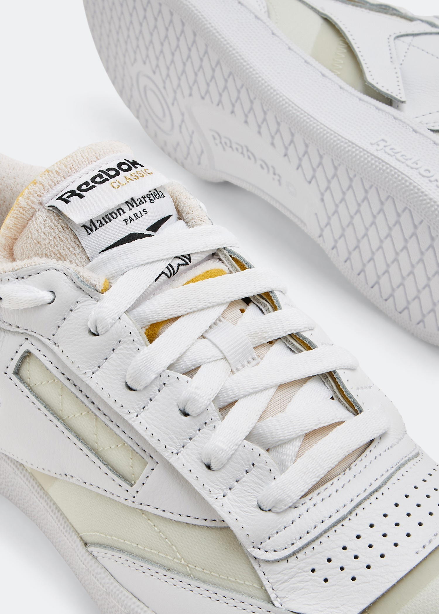 

x Reebok Club C 'Memory Of' sneakers, White