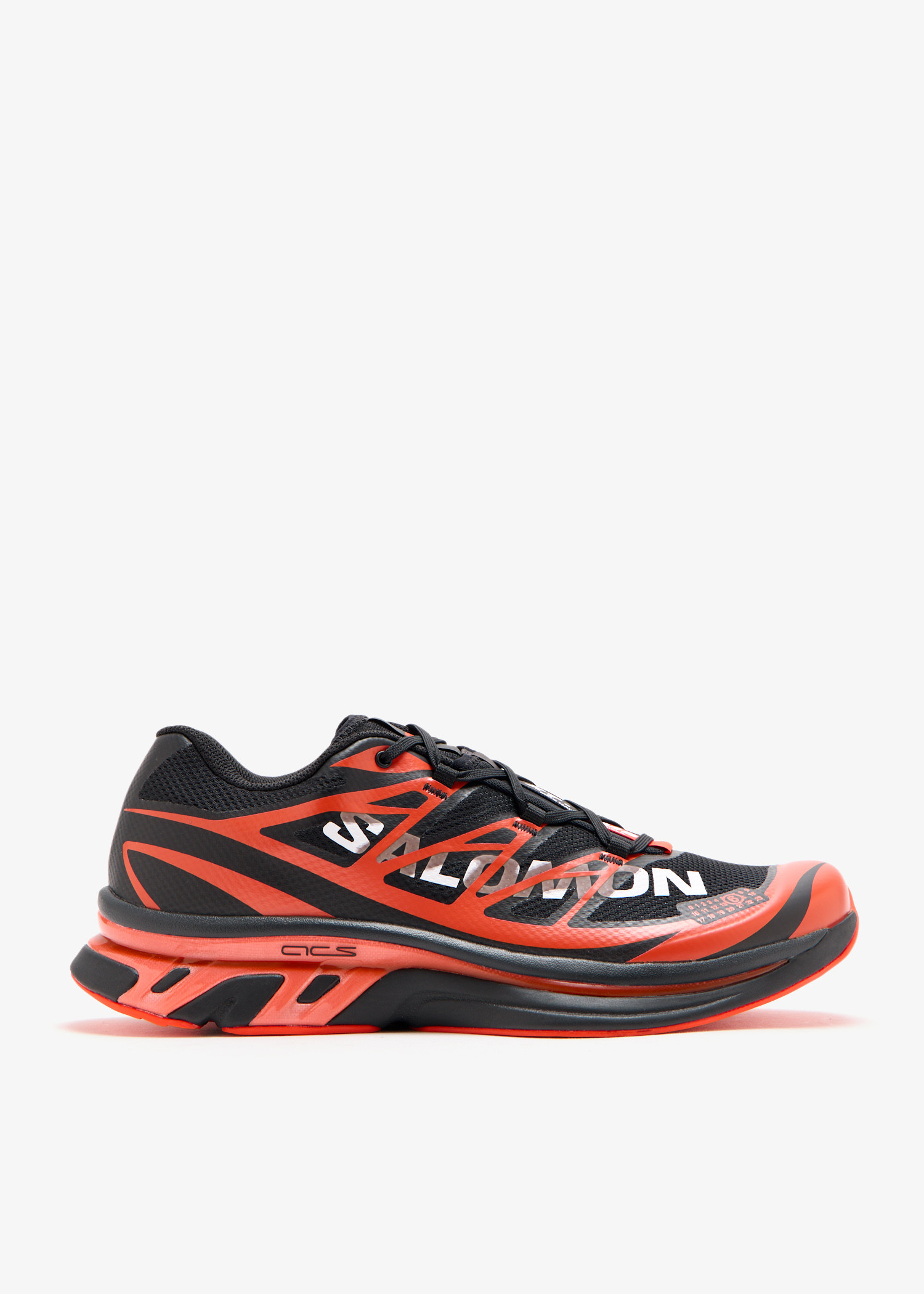 

x Salomon XT-MM6 sneakers, Black