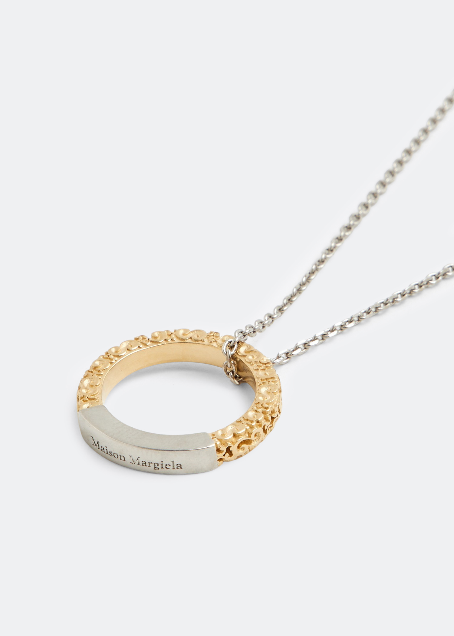 

Engraved necklace, Silver
