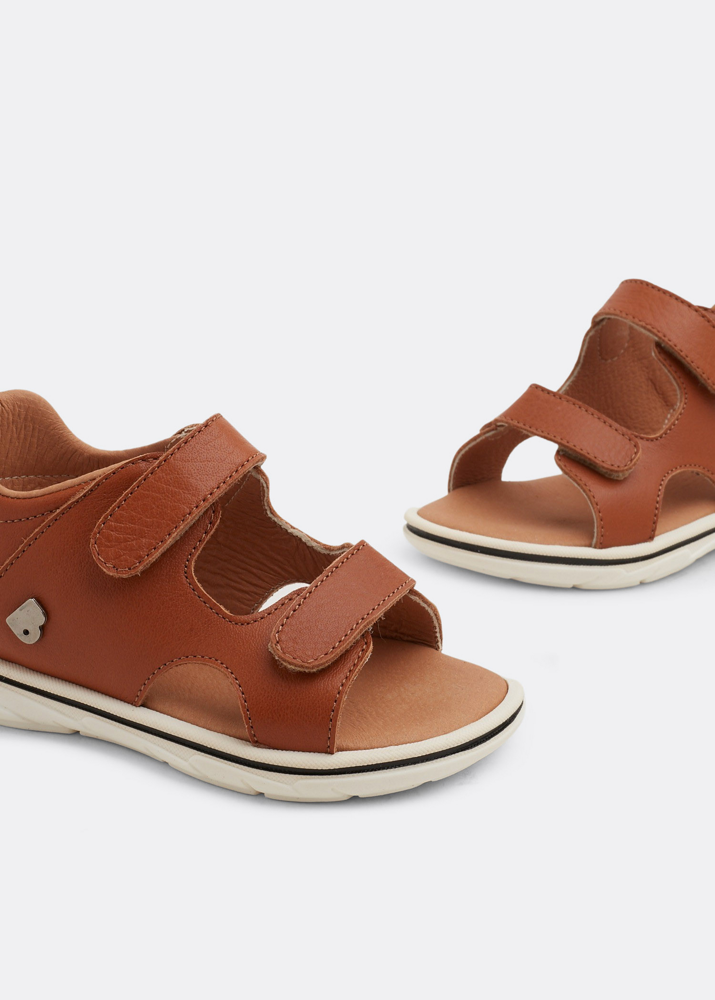 

Velcro sandals, Brown