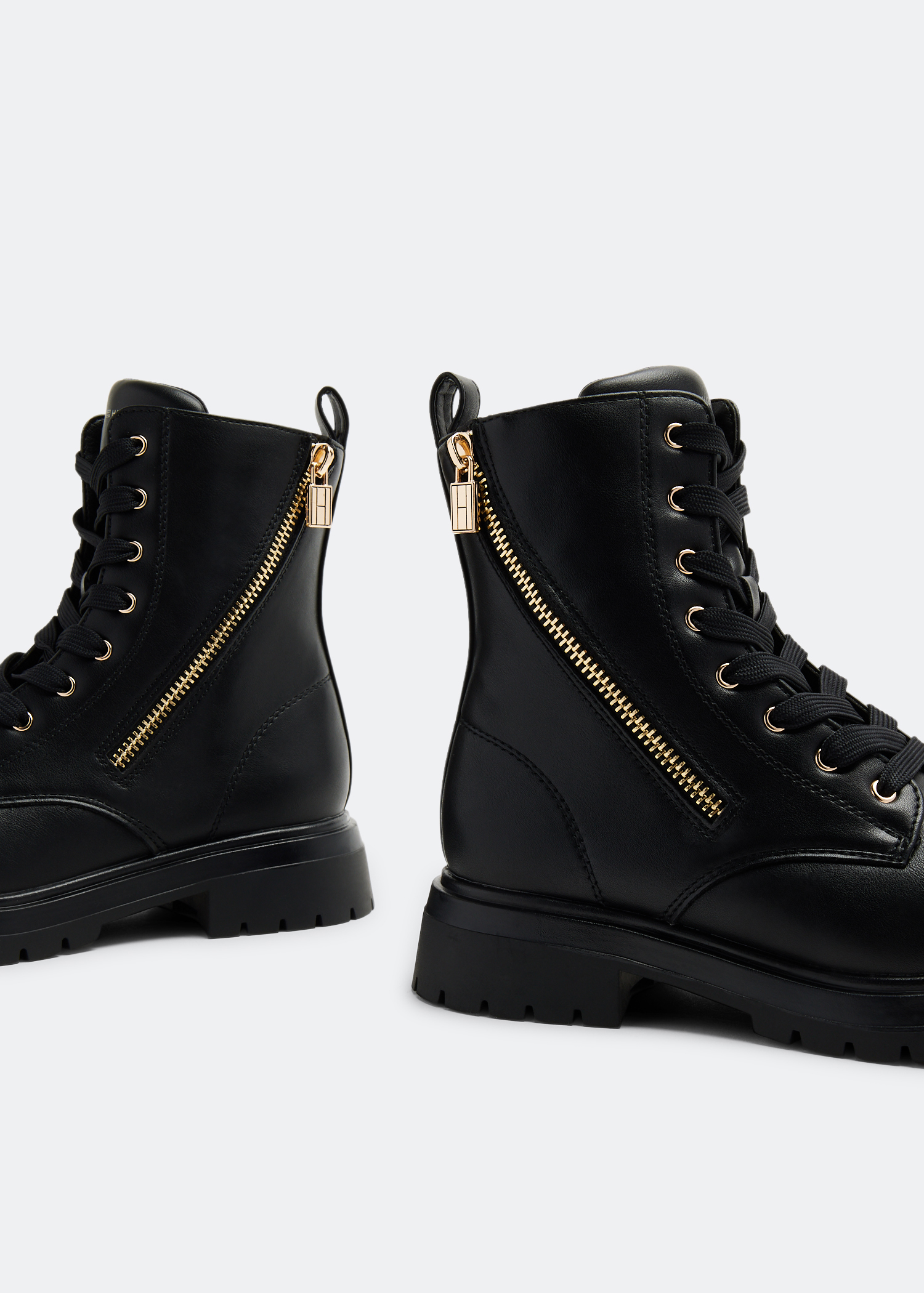 

Ashlyn lace-up boots, Black