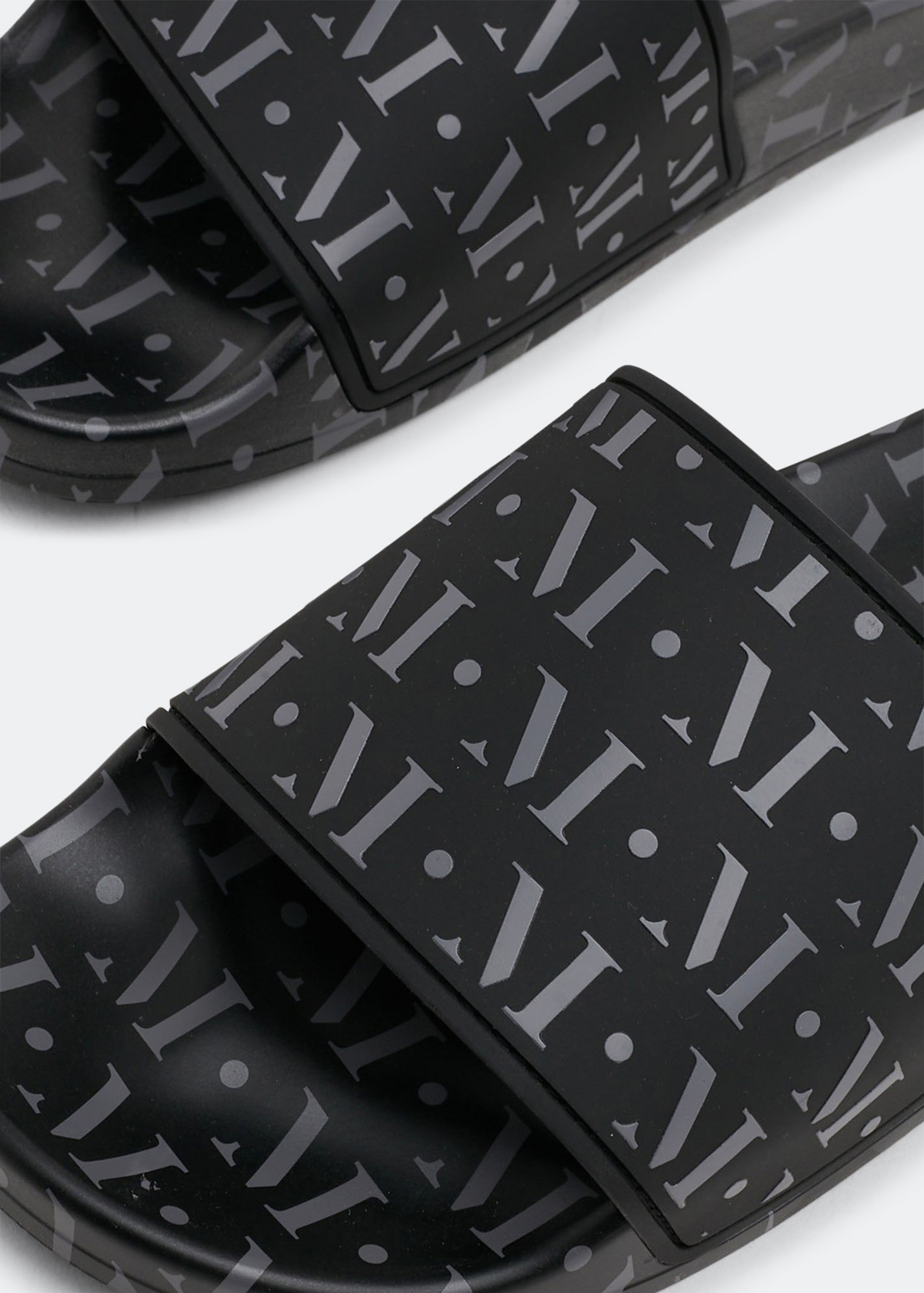 

Mono slides, Black