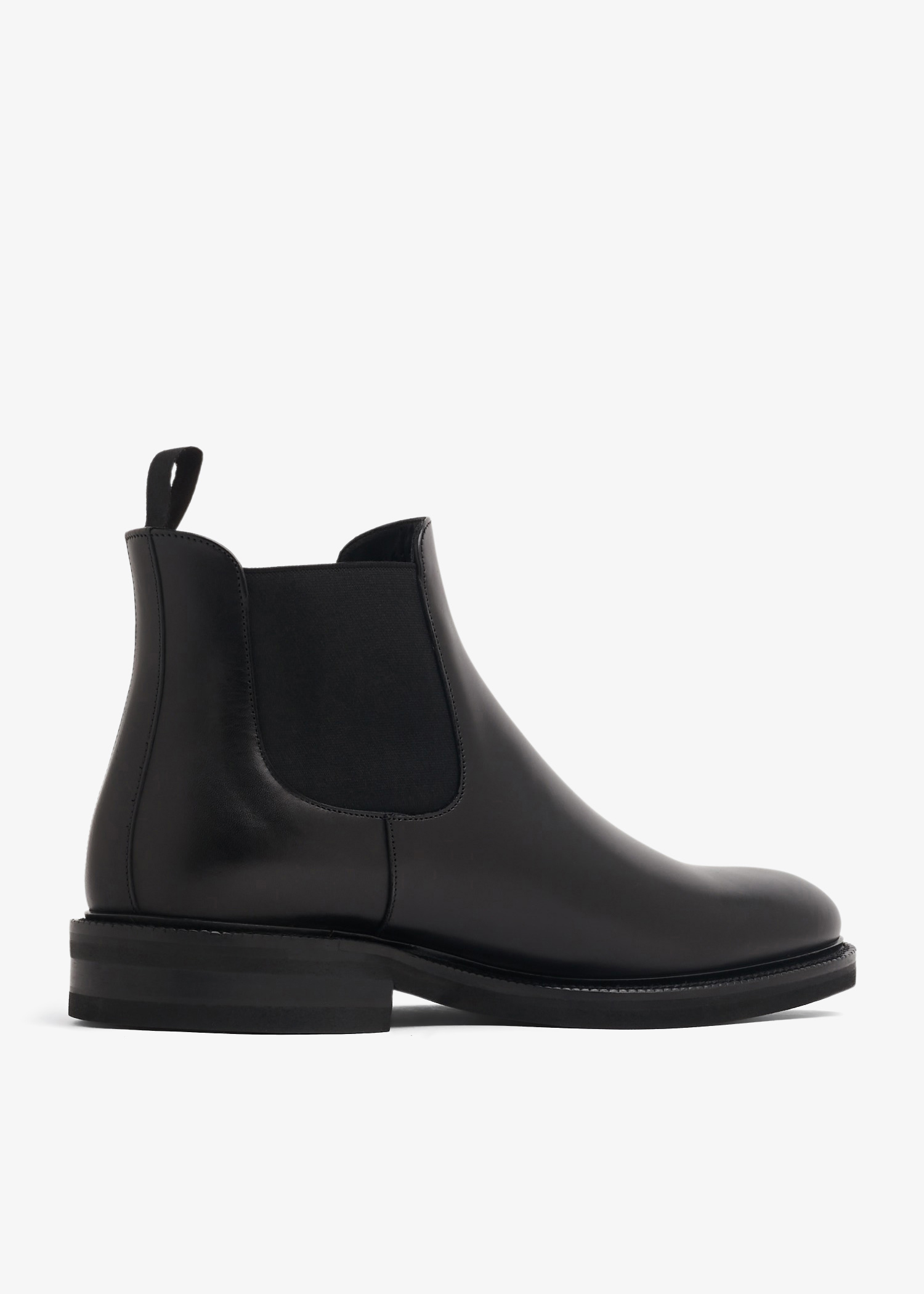Mengloria Valor Chelsea boots for Men - Black in UAE | Level Shoes
