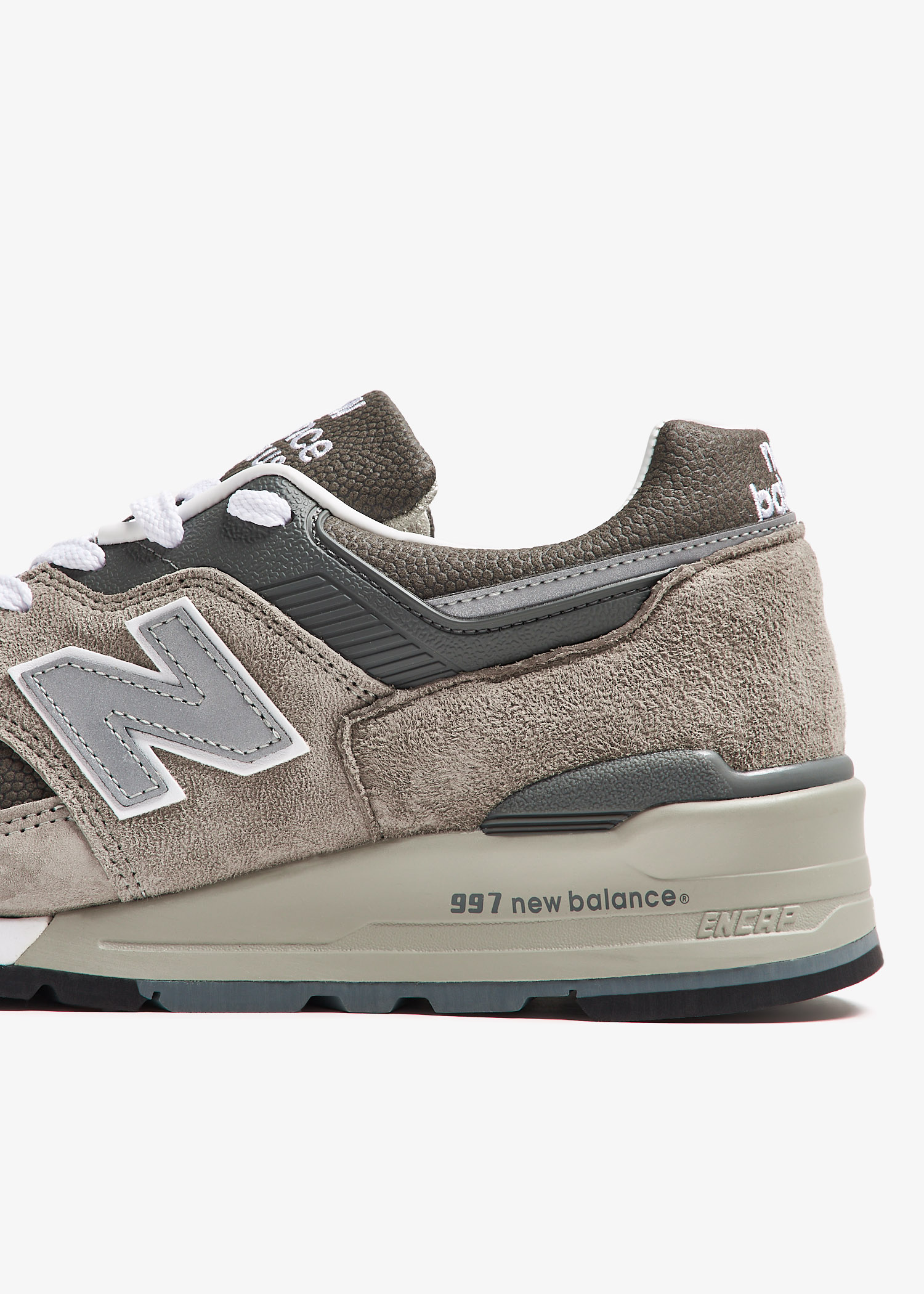 New Balance Made in USA 997 sneakers for ADULT UNISEX Men Women Beige in Bahrain Level Shoes