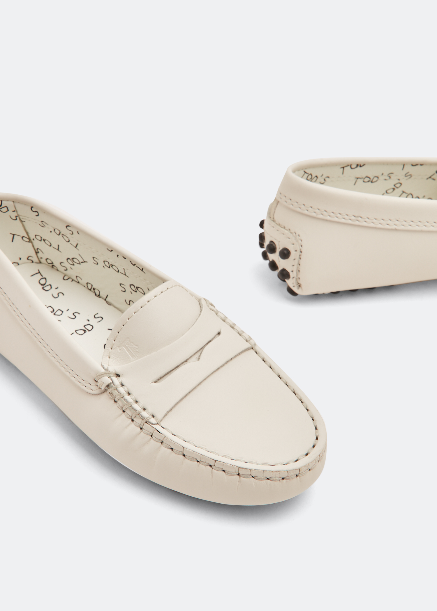 

Gommini leather moccasins, White