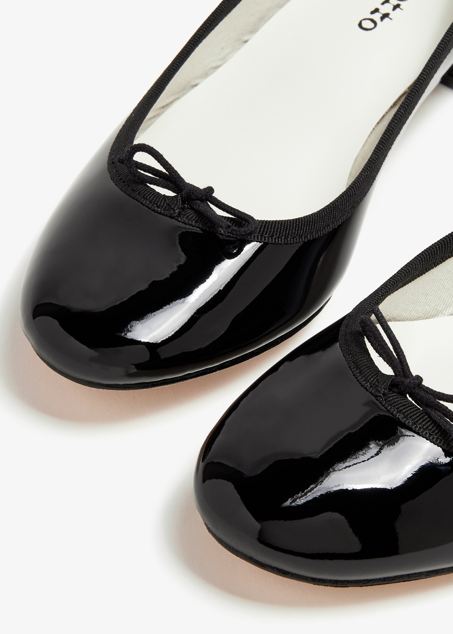Repetto Camille ballerinas for Women - Black in UAE | Level