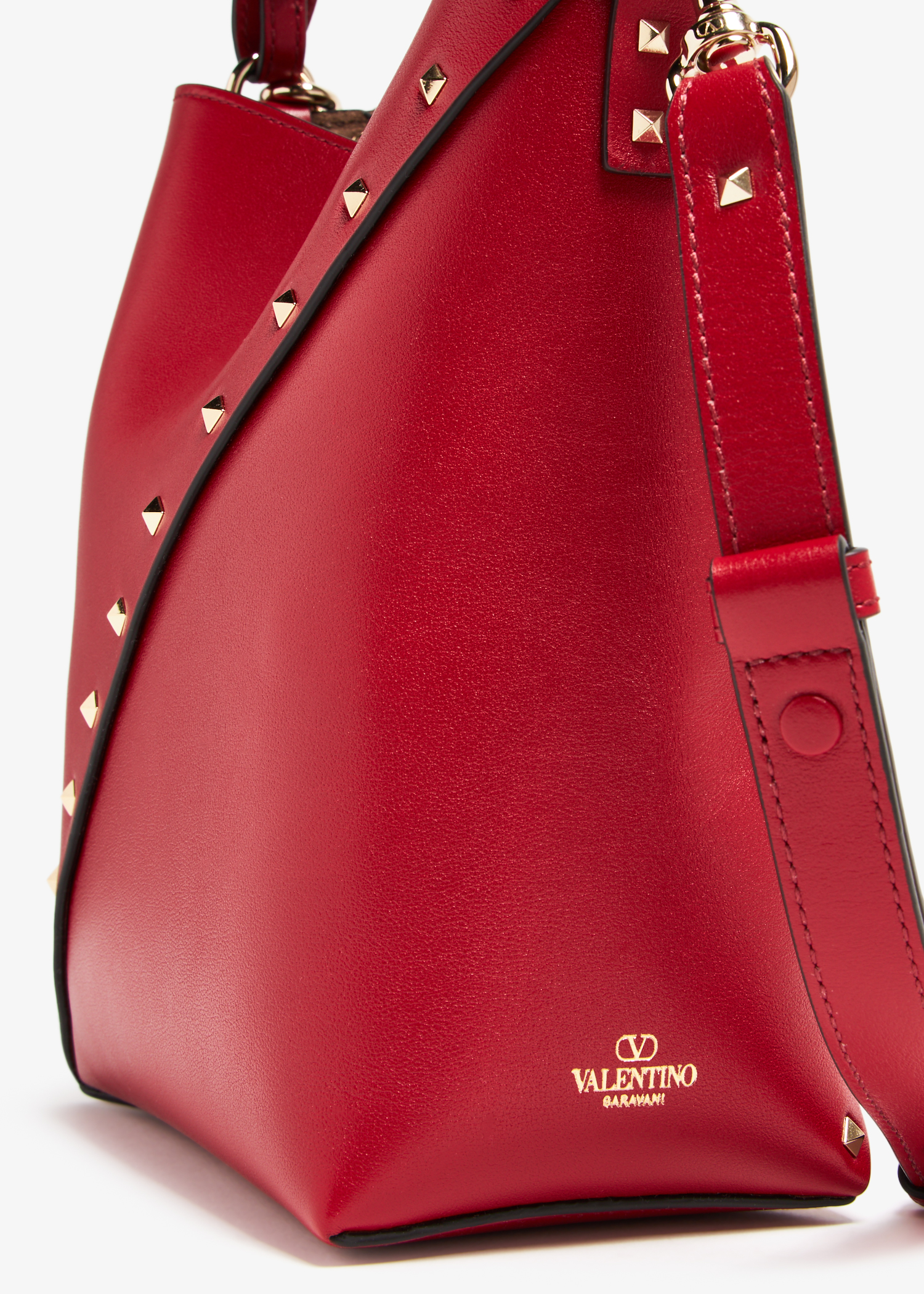 Valentino Garavani Rockstud Wispy bucket bag for Women Red in KSA Level Shoes