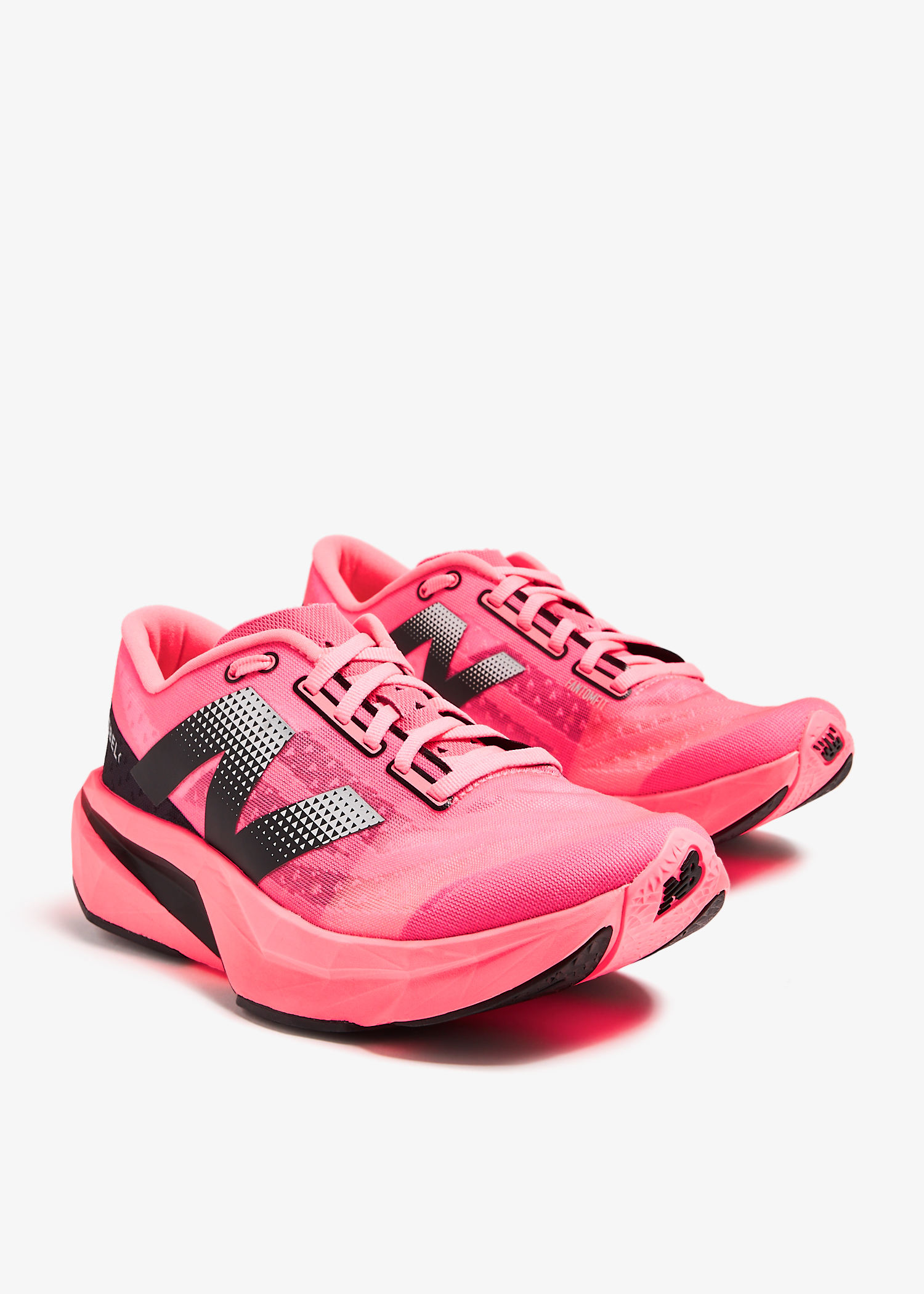 New Balance FuelCell Rebel v4 sneakers for Women Pink in KSA Level Shoes