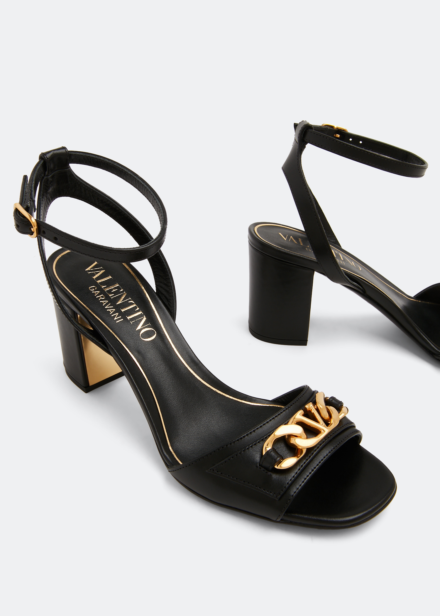 

VLogo chain sandals, Black