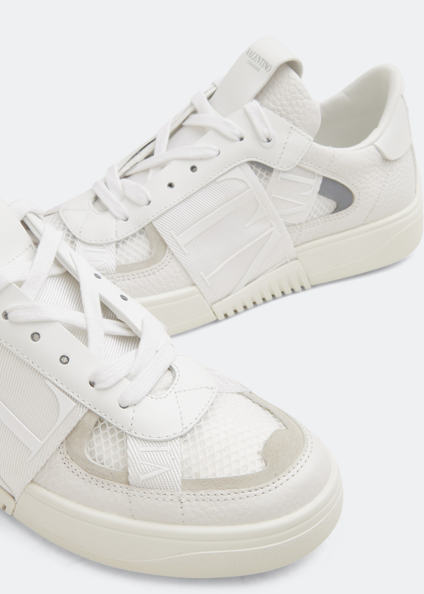 

VL7N sneakers, White