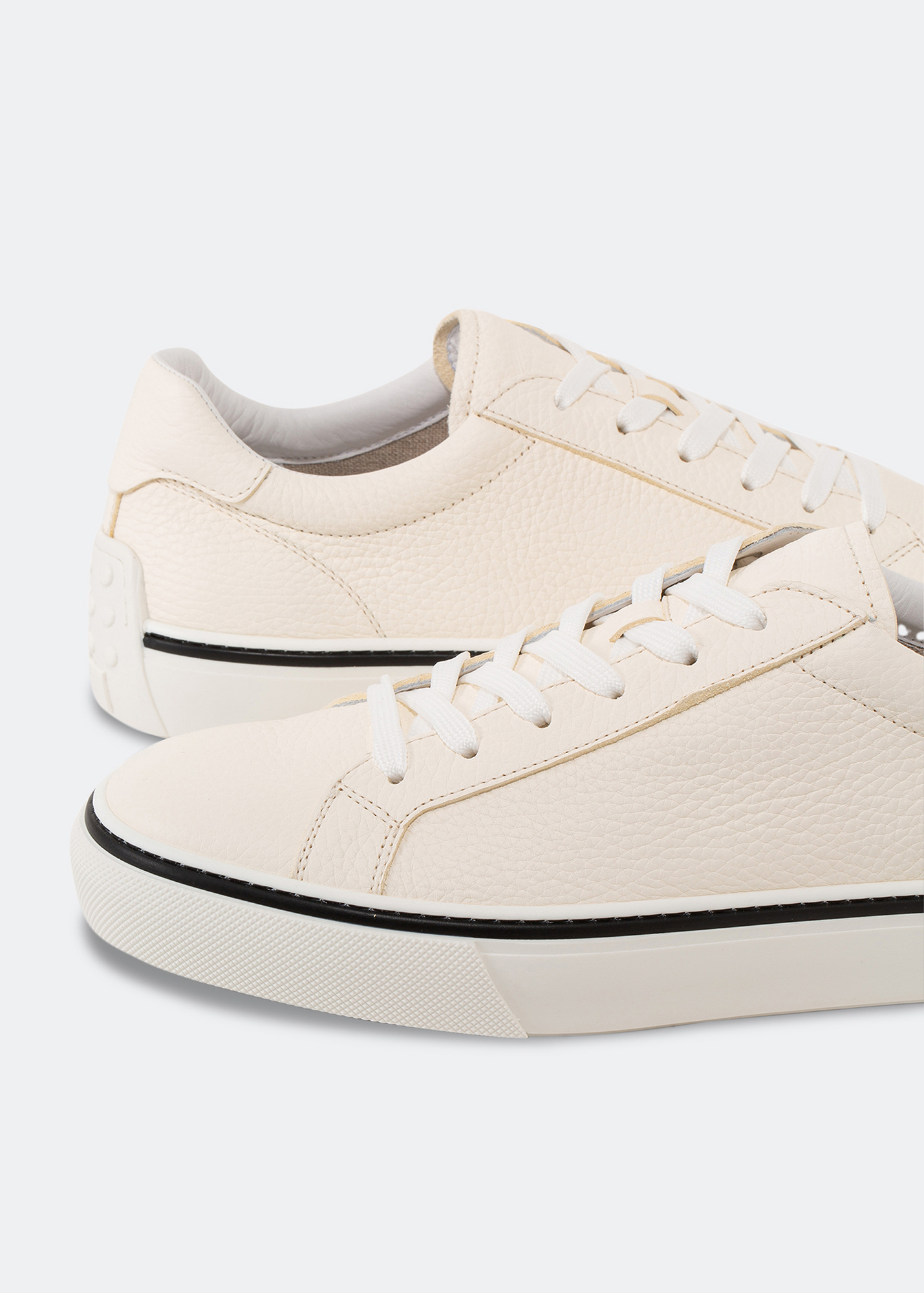 

Low top sneakers, White