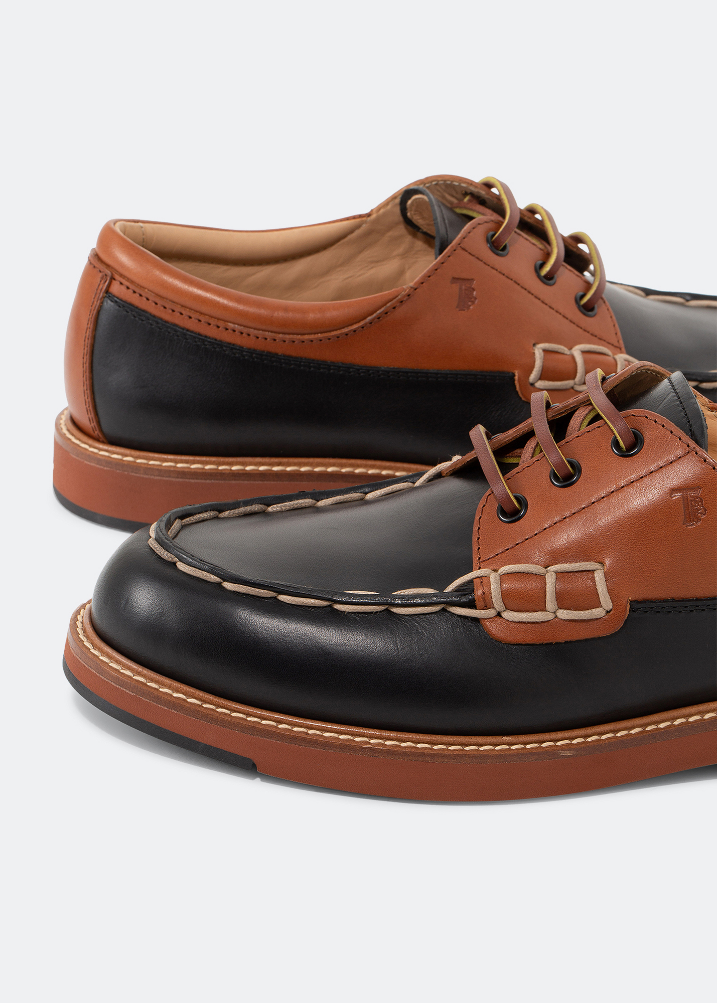 

Leather lace-up shoes, Black