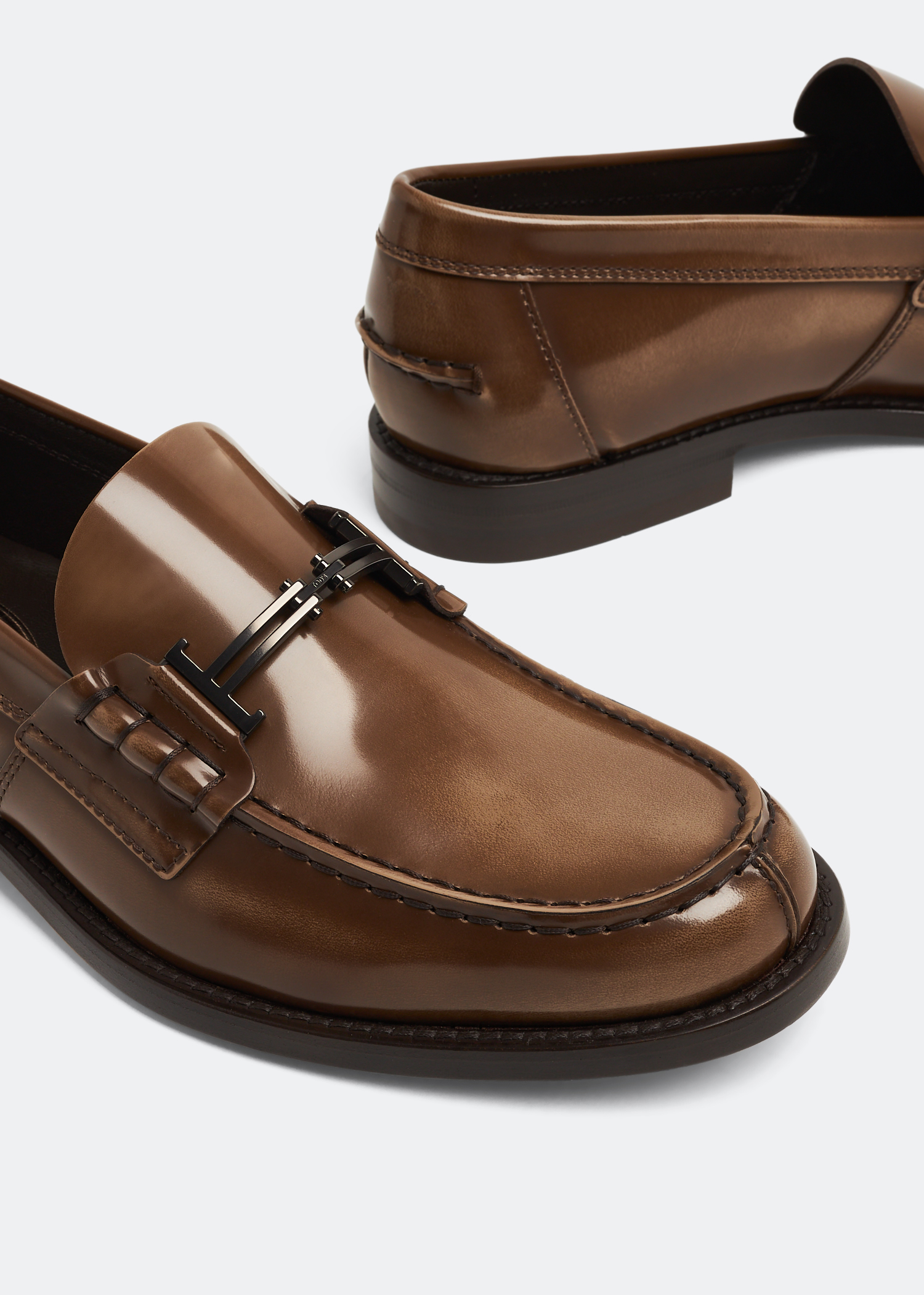 

Formal leather loafers, Brown