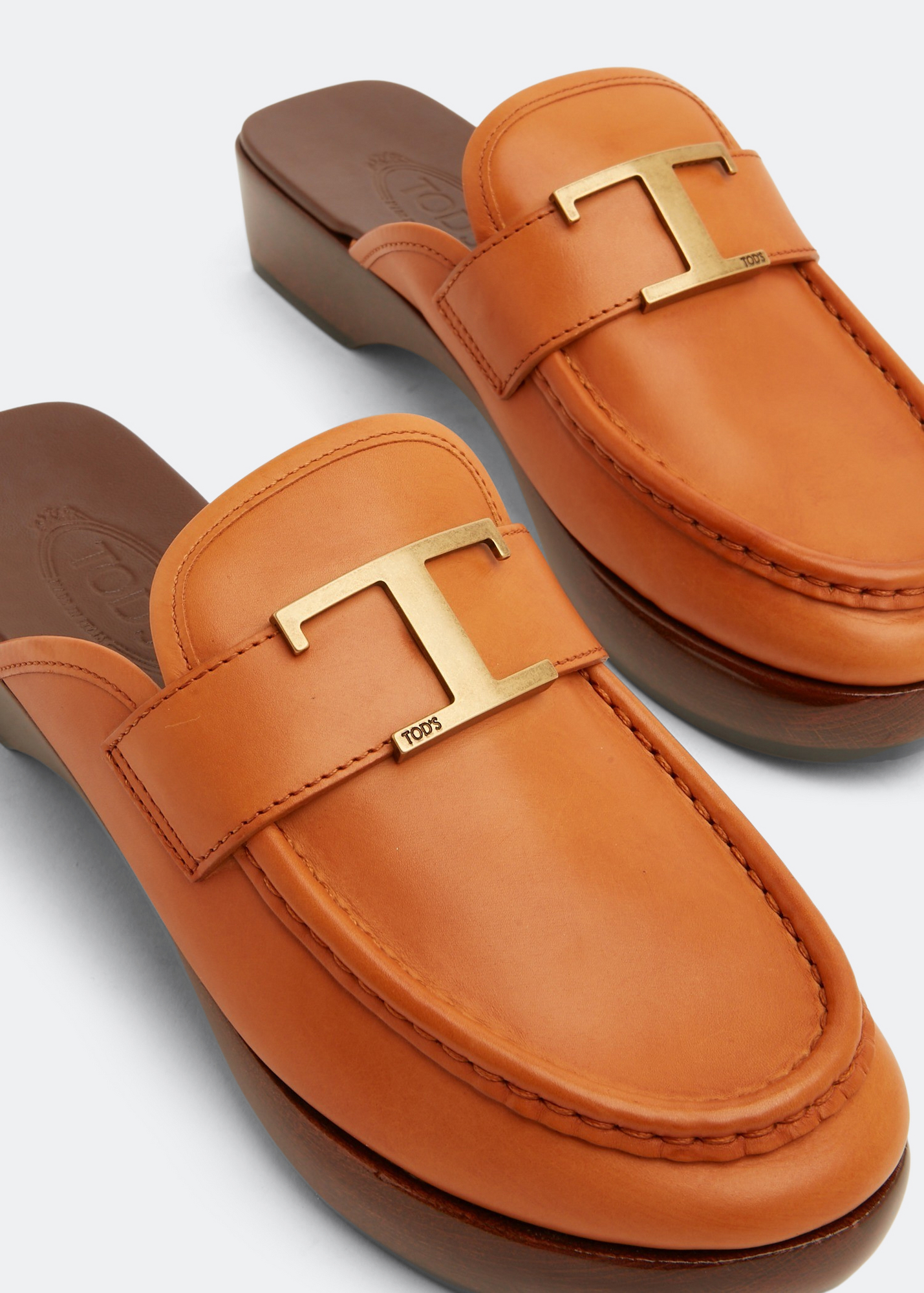 

Leather mules, Brown