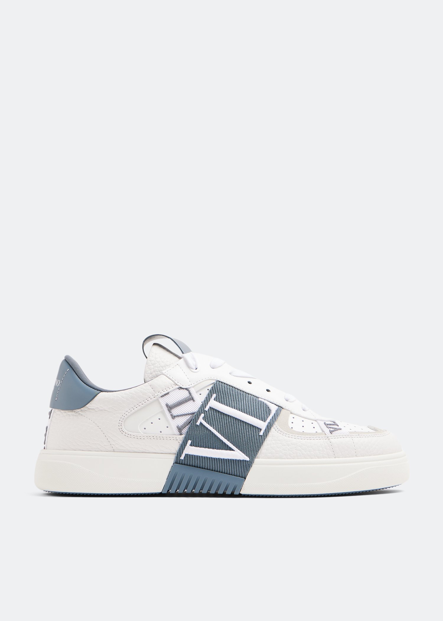 

VL7N sneakers, White