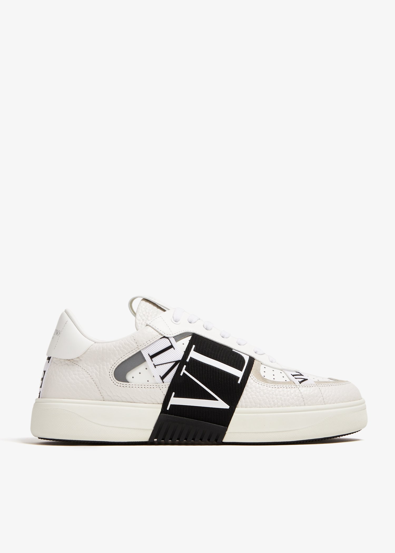 

VL7N sneakers, White